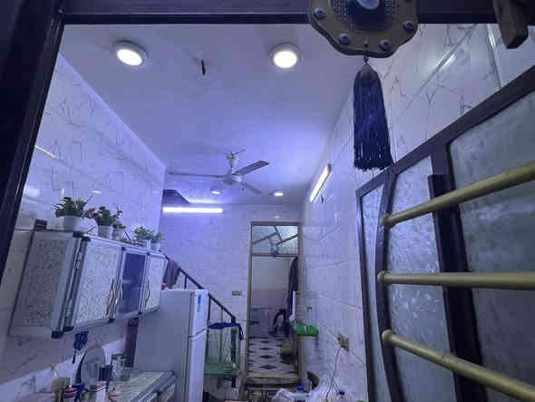 بيت 70 متر بناء حديث طابوك مسلح مدخلين الواجهة 5 امتار النزال 14 يتكون من استقبال ومطبخ وغرفة نوم العنوان حي الزهراء شارع المختار ابو شيماء المنطقة خدمات
كاملة السعر 45
للاستفسار ***********
