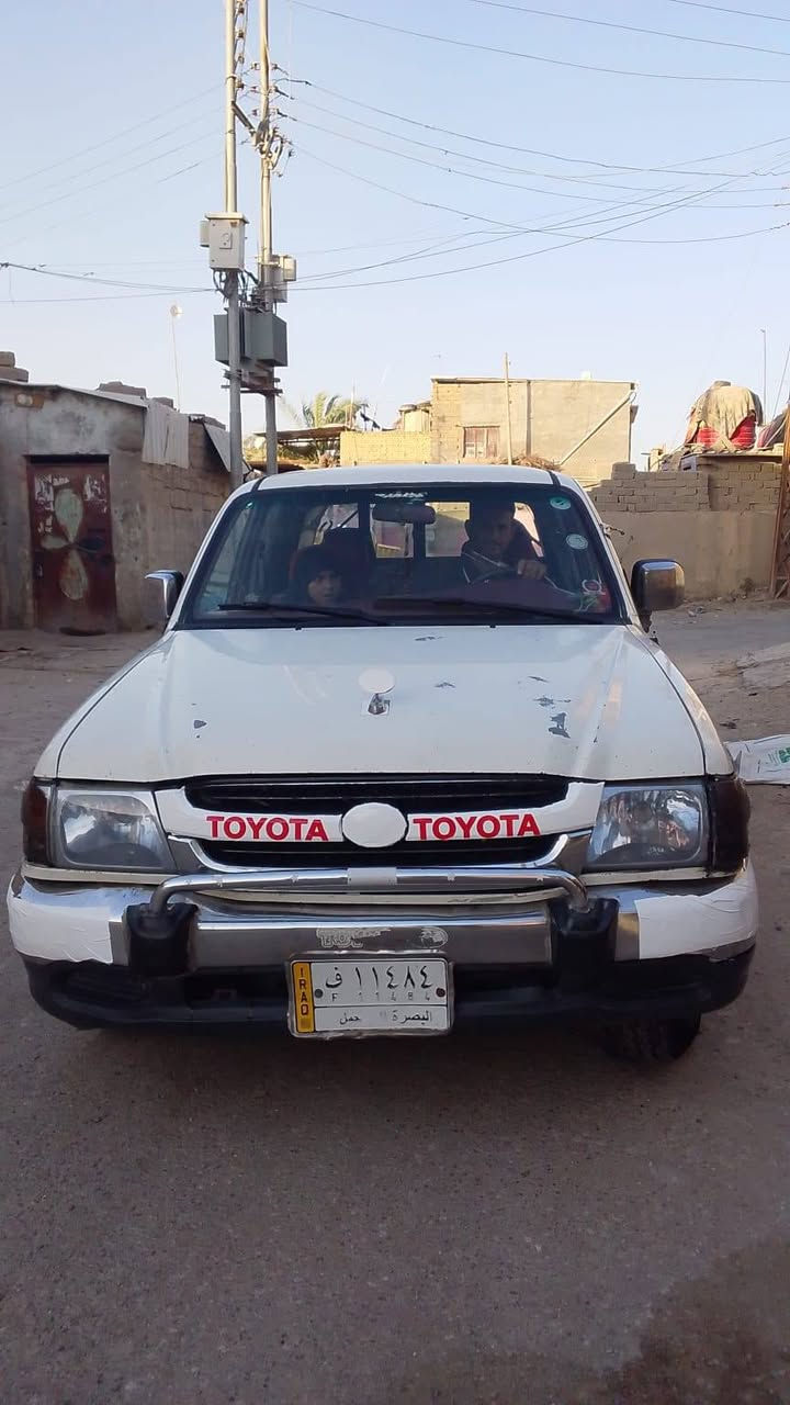 سلام عليكم للبيع سياره بيكم تيوته جمره 2004سياره مكفوله مكينه وكير وكسن كهربائيت كلها شغله تبريد شغل سياره بيها برد  سنويه جديده تحويل ثاني يوم حديده جديد تخم تاير جديد سياره كمله العنوان البصره قضاء المدينه بني منصور يم الامام احمد بن علي سعر تصال ***********
