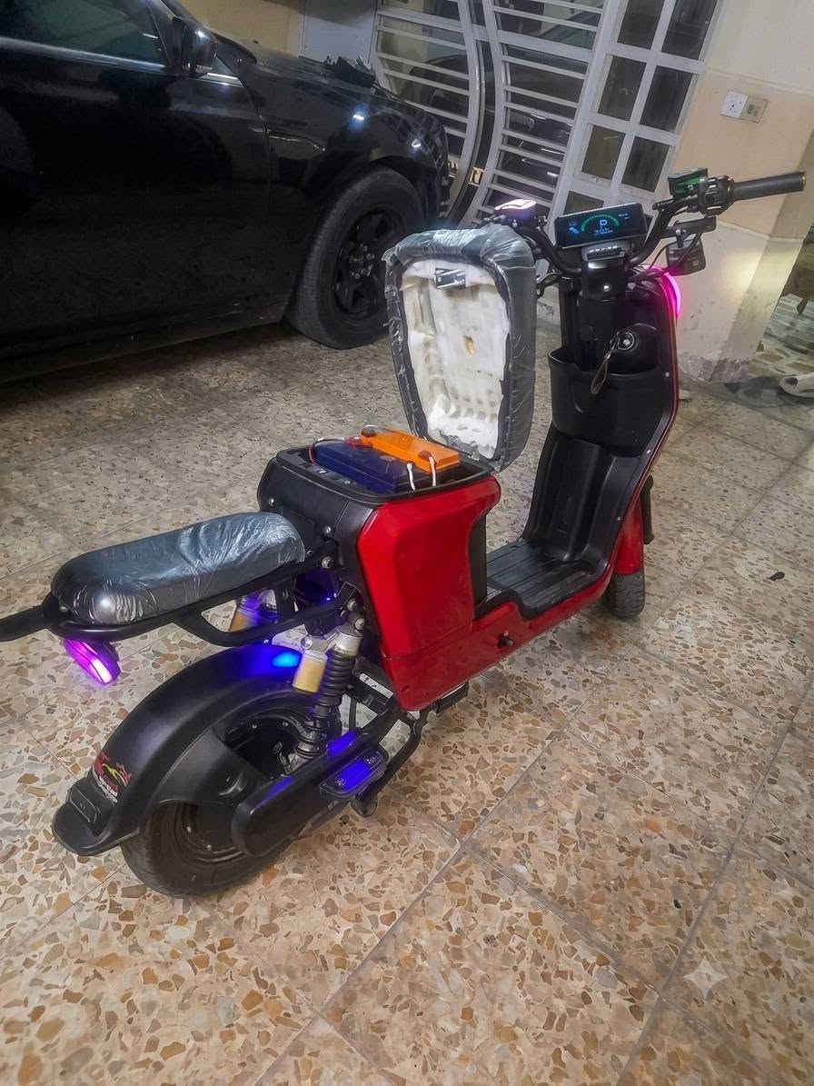 بغداد مدينت الصدر سعرر 400بيه مجال قليل
سلام عليكم عندي دراجه شحن ار9جديده كفراته شخط ما بيه باترياته جدددد اشاير يمنه يسره لايت عالي ناصي دبل اشاره هورن نضامRديجي عالي دراجه كامله عل اخر حبايه دبلاته جددد ملف جديد دراجه اي نقص ما بيه فقط البصمه ضايعه ولباقيي جديدد رقم الهاتف ***********مكاني
