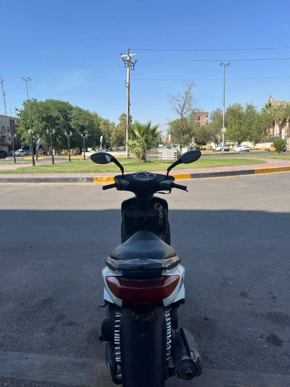 دراجه سكنس نثيه 110 ياباني مال رمبه كلها شغاله مكينه مكفوله ناعمه نكره سلف بيها كلجات رياضي جايه وياها شلعه ومعدل قويه كلها مكفوله وأوراقها موجوده 
رايدها ب 500 وبيها مجال
***********
مكاني الأعظمية
