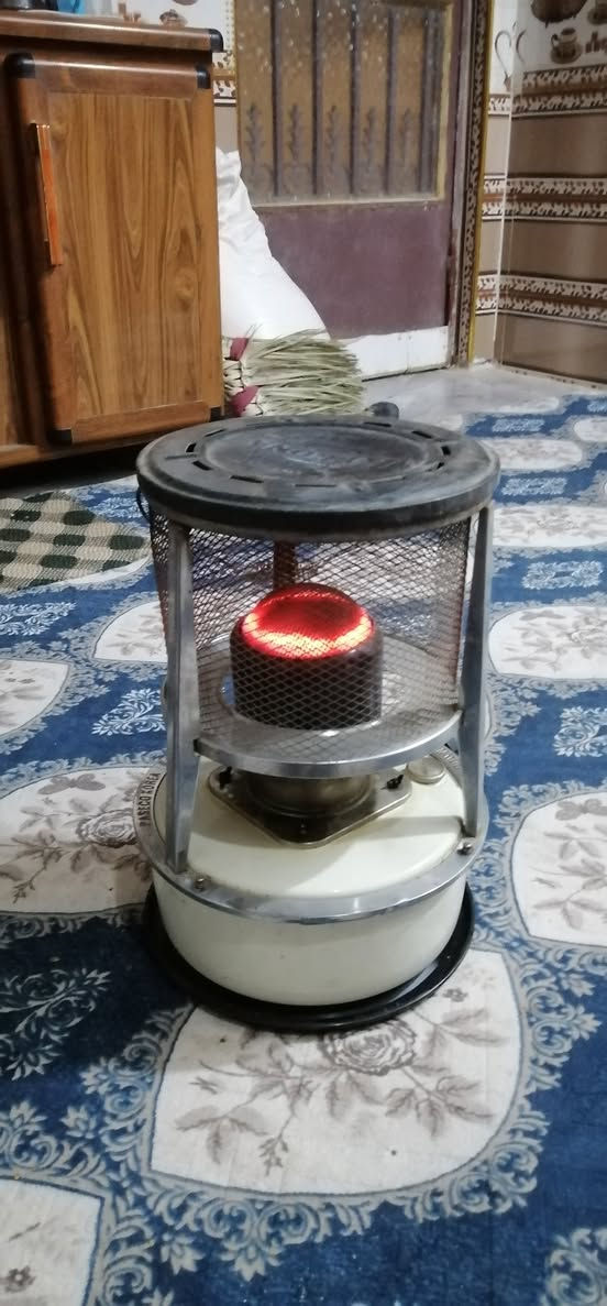 صوبه نفطيه استعمال قليل نارها هادئه وتخبل
السعر 30 
***********
