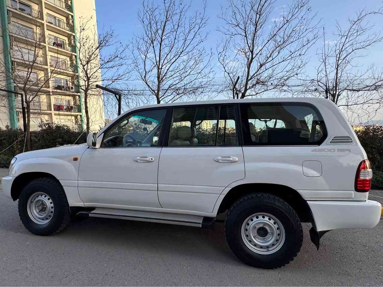 به ناوي خواي گه وره مۆنیکاتە حویل عه سلي مۆدێل 2001فول مواسه فات به س سه قف سلايت نيه ده عامي بۆدە عامي به شه رت هە موی لە سە ر دە قی شە ریکە ماوە تە وە چركه ي تيا نيه يه ك نوقسانيو 500$ببڕە تێبینی دو چه مه له خي به س په مپه بي لي دران دوبست بۆنید بە س پە مپ.سه نه وي تا ٢٠٣١ دوڕۆژە تازە م کردۆتە وە سعری149وه ره قه و معامه له له سليمانيم *********** السليمانية, العراق
