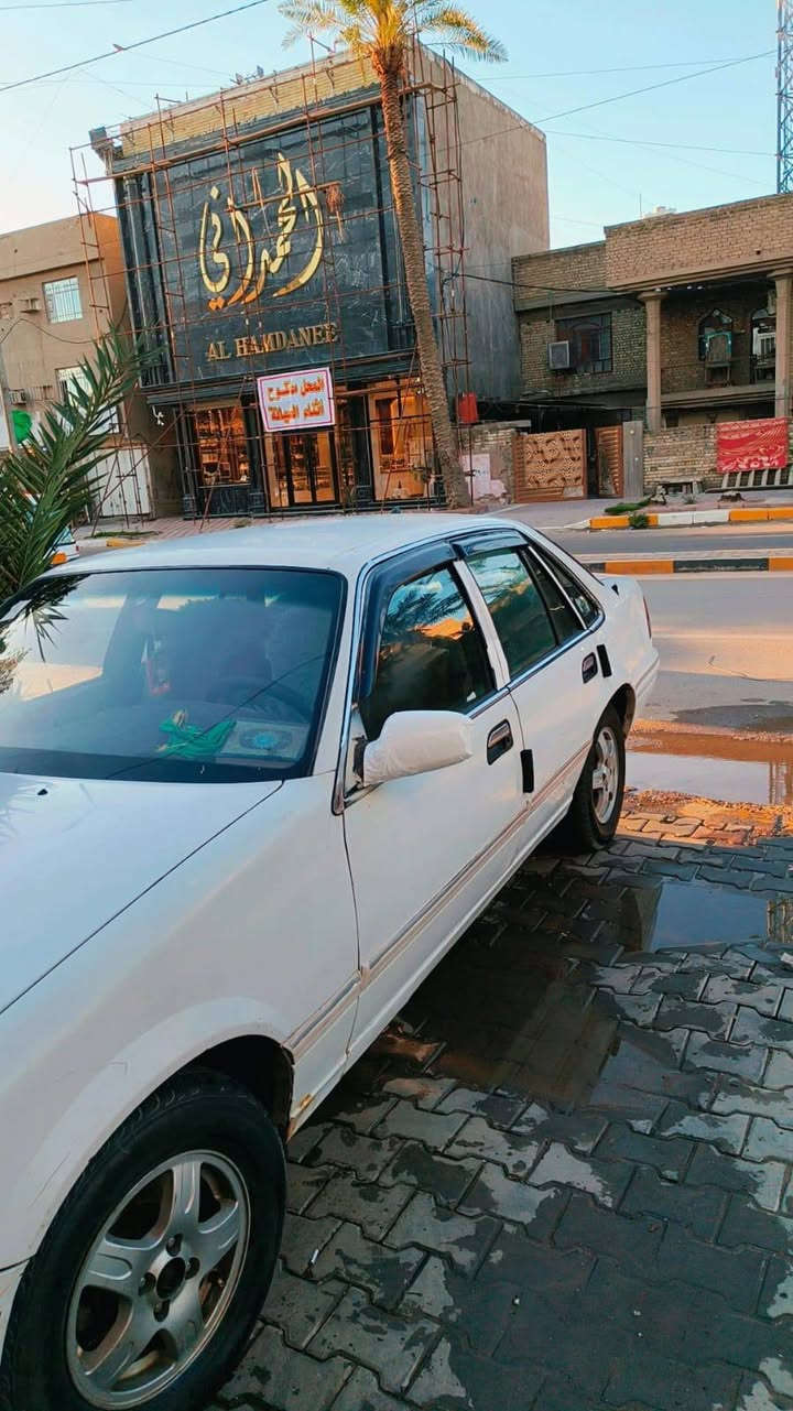 برنس موديل 1996
سياره مال بيت نظيفه 
رقم بغداد الانكليزي الجديد باسمي تحويل ثاني يوم 
حداديه جديده 
تخم تايرات جدد 
باتري جديد 
سياره مرتبه و جاهزه 
سعر 37 ورقه 
عنوان بغداد حريه دور نواب ضباط شارع المشجر 
رقم الهاتف ***********
