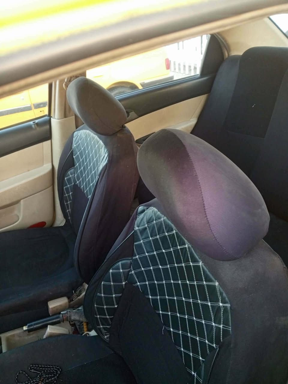 من رخصت الاائدمن المحترم
السلام عليكم سياره افيو موديل 2010 خليجي
رقم نجف كير ومحرك وحداديه وتخم تاير كلهن بجيس 
سياره بااسمي. وسنويه صاغطه ولهيئه مصفره 
سياره مصبوغه عام جماليه.
السعر 37 وبيه مجال قليل
رقم صاحب السياره 
***********
 اخوان مكلف بل نشر
