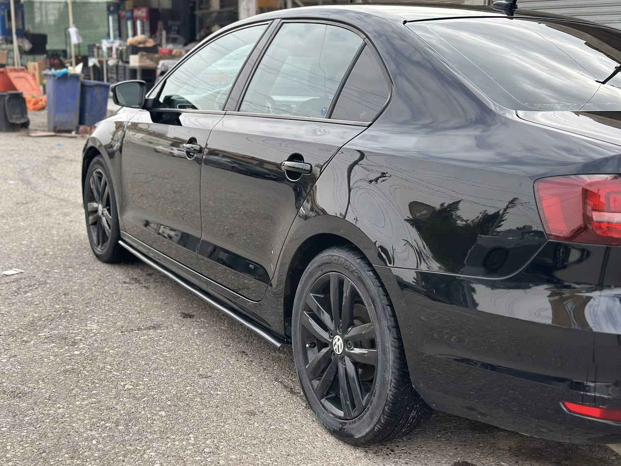 جییتە مۆدیل ٢٠١٨  مواسەفات بلاک ئیدیشن
قەپات مواسەفات سەیارەکە. کلینە و تەنها جەند قۆپەکی هەیە و تەواو سەیارەکە هەموو شتەکی. بە شەرت دەدەمی و  فەحسی ١٥ رۆژ پیش ئیستای لەگەرە لۆ دڵنیا بون لە خاوینی سەیارەکە  کوشن هیتەرە 
کوشن جلدە سلایدە و تەقە و رەقەی بە شەرتە
0750 837 8803
0750 746 3951
شوێن هەولیر
