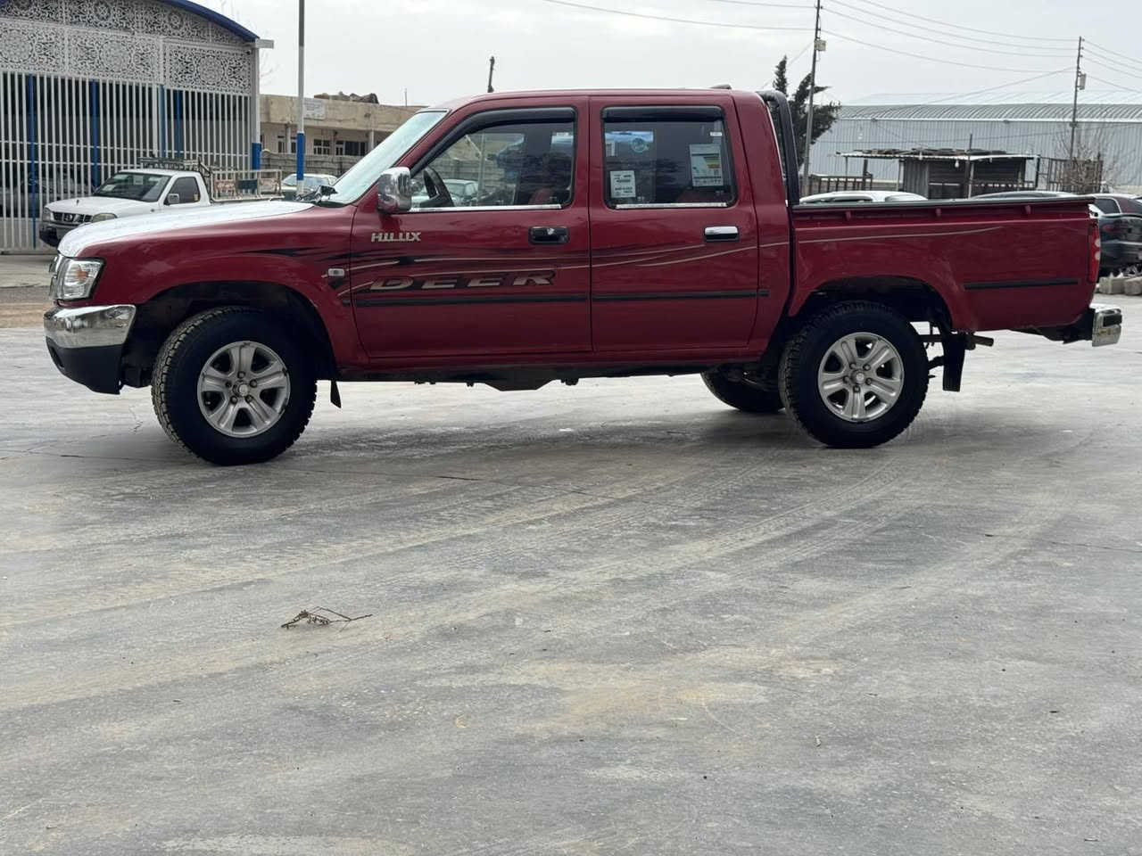 📦 📦 💰 💰 *********** /*********** بيكاب ده بل دير موديل 2006ئارم بلاستيك هه ولير به شه رت ارم اوليات كيشه مه دني به شه رته سبوغ بيلادي خويه تي يه يه ك بارجه به له يك سبوغ هيه ده عم ليدراو ي نيه خايس و رزيو ي نيه جوار تا يه نوى له زيره بيلاديه بو به ستراوه مه كينه به خاخ جام كاره بأي تاقم لايت وبه گلايت هردوو دعامي نوى بو به ستراوه هيج مه سروفيك نيه مال دوسته گيرو مه كينه ئه كسل ته بريد توندو تولى به شه رته كويسينجاك, أربيل
