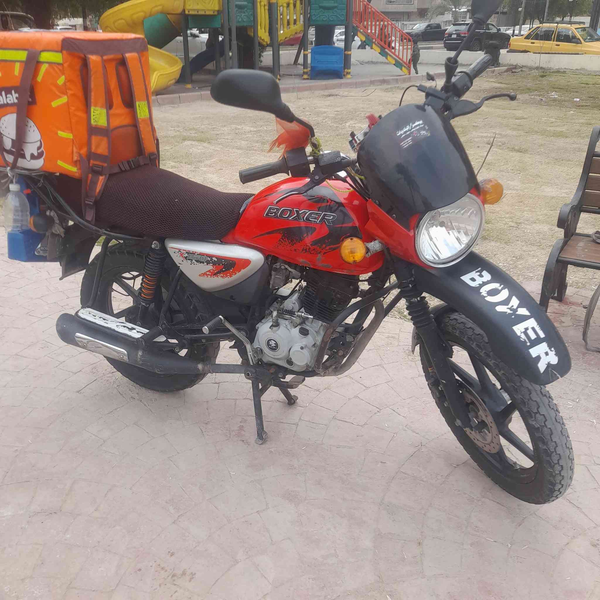 دراجه بوكسر موديل 21 رقم وسنويه
ملاحظه : راعيها ما اندله

دراجه جاهزه وخير من الله

السعر 1400 وبيها مجال للشراي

العنوان بغداد مدينه الصدر 

***********
