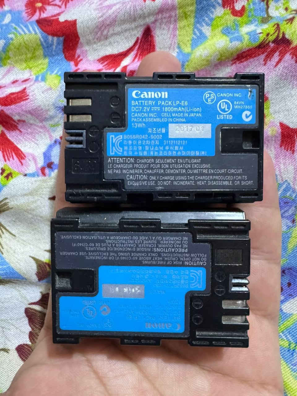 كاملة العدة مع بطارية عدد2
كريب + عدسة 50m هدية

كارتون موجود***********

السعر 550الف
