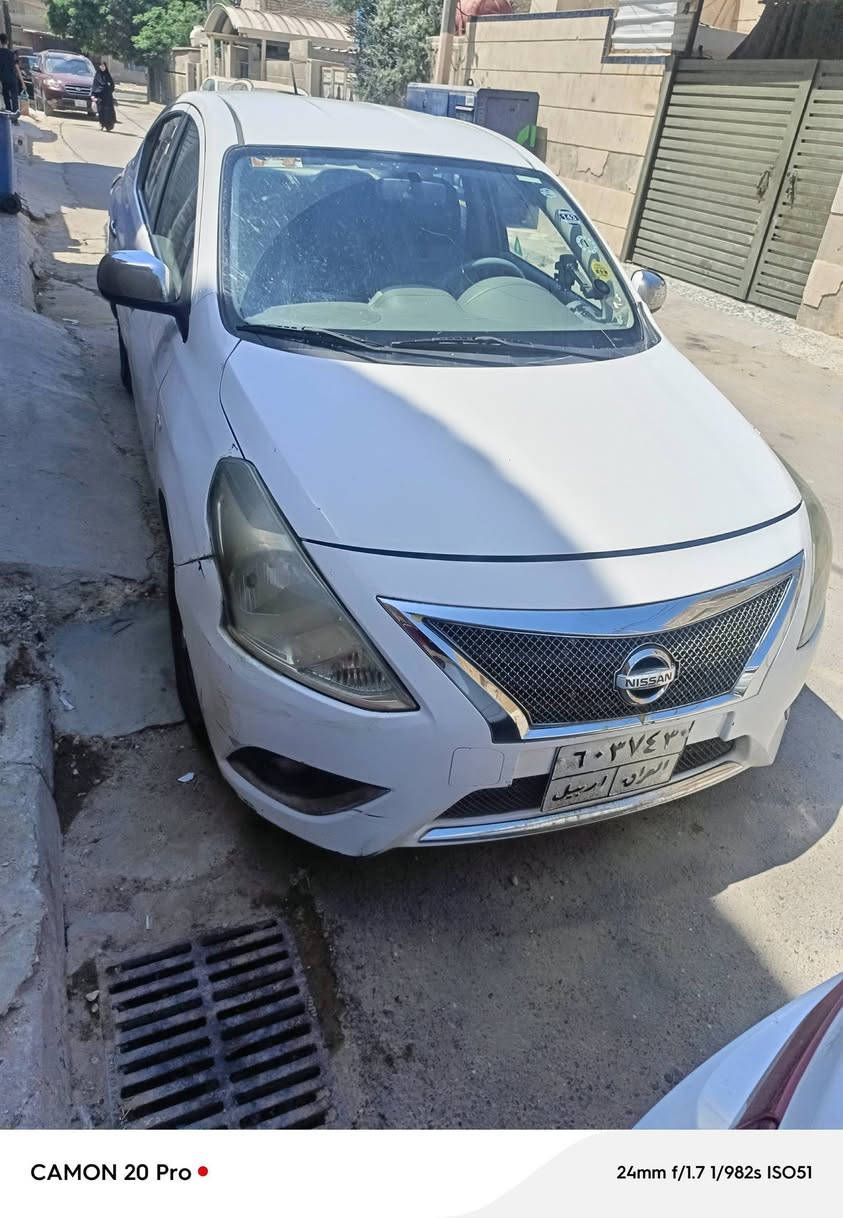 نيسان هنديه بليته زرقاء مديل ٢٠٢٠ رقم اربيل  مكاني بغداد الحبيبيه تبريد تدفئه طخم تاير صدر جديد شاشا وتحكم .بيه ضربه بالصندوگ وبيها حالوب خفيف السعر ٨٢ مبايل ***********
