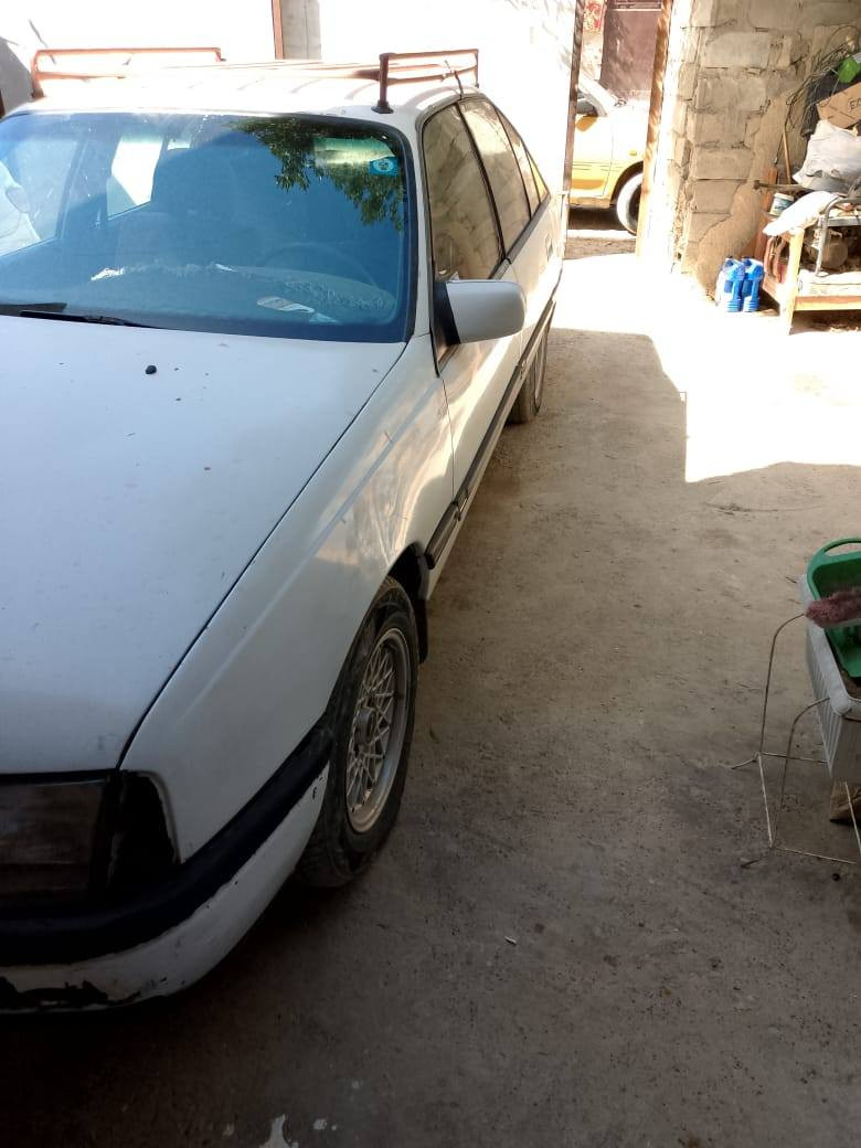 السلام عليكم سياره وبل للبيع موديل ١٩٨٨ تحويل مباشر رقم انكليزي سنويه ٢٠٣٠ مكاني بغداد الاتصال عل رقم *********** مكلف بل نشر من رخصة الأدمن
