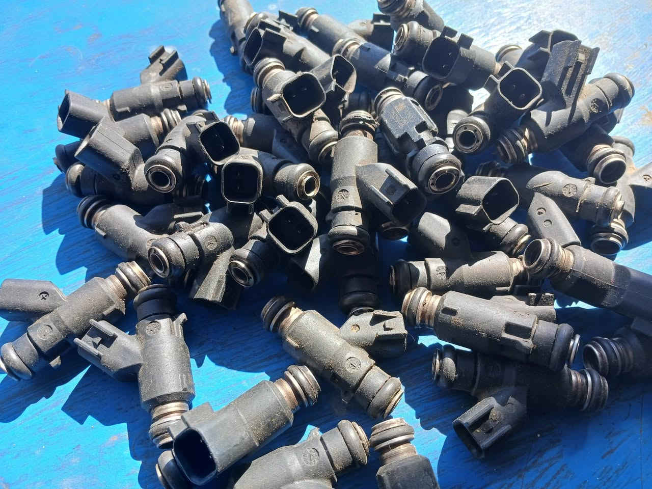 ب25 الف نوزل تفصيخ  للسيارات الكوريه والايرانيه والصينيه العنوان ناصريه والتوصيل موجود لكل المحافظات ***********
النترا سيراتو صول ريو افانتي حجم 1600 
نوزل كوري حديث محرك 1800 _2000
نوزل سنتافيا سورنتو من 2001 وانتهاء ب2012
نوزل بيجو فرنسي فيشه مربعه للسيارات الايرانيه والصينيه والاوبترا  محرك 1600
نوزل طويل فيشة مربعه 1600_1800للسيارات الصينيه جلي شيري BYD 
نوزل بديل الافانتي للدايو وباقي السيارات 1800
نوزل افيو بلاد تفصيخ النوزل الرفيع 1600
نوزل بديل الونجي آل 6سلندر وآل 4سلندر 
بلك تفصيخ قصير 16_16لجميع انواع السيارات 
بلك تفصيخ فحمي 16_16
بلك تفصيخ ليزري حديث 14_16
