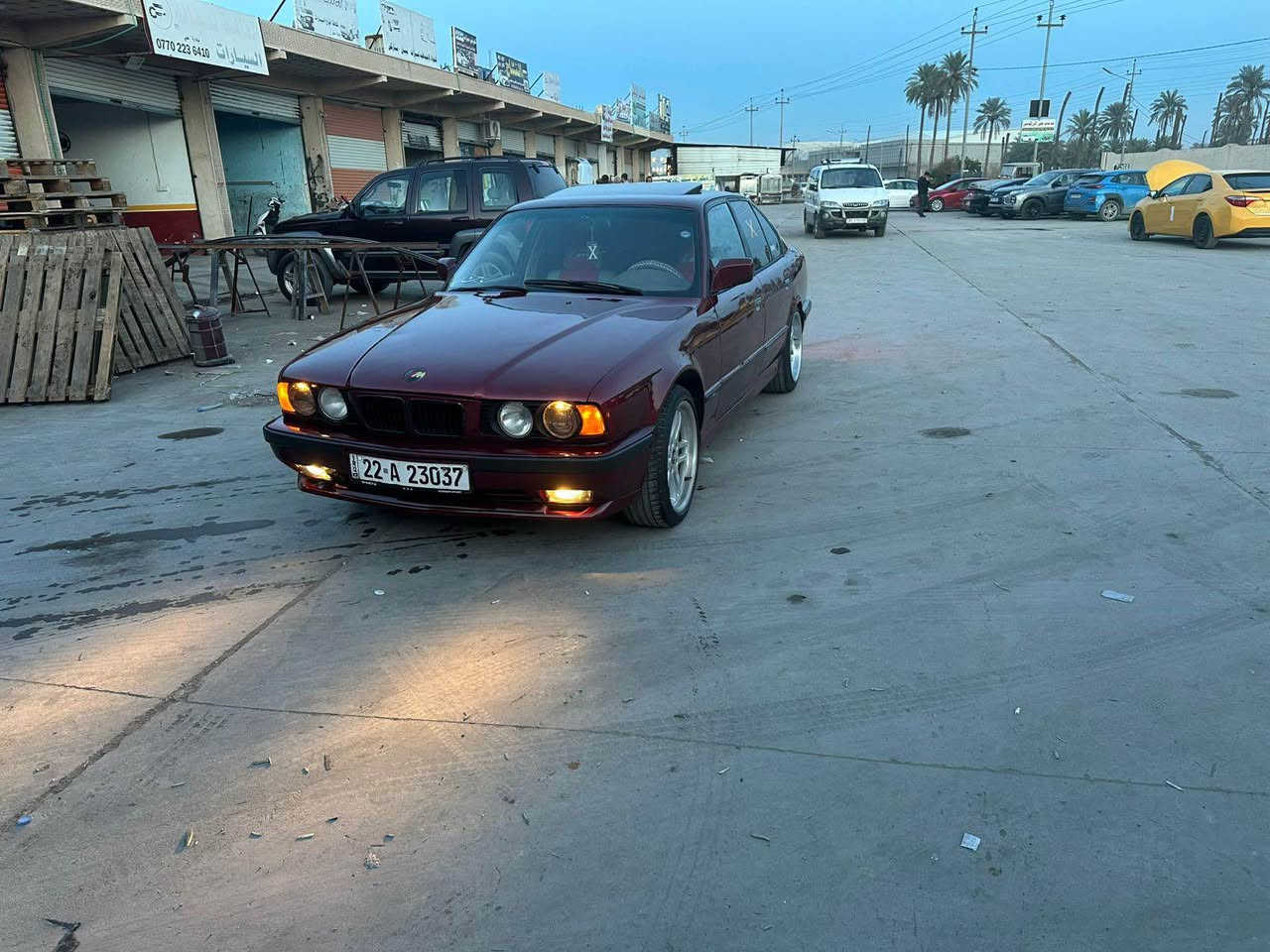 Bmw1990
525بلادً اصل وفصل وبليته هم
سياره مناقصهه شي وجاهزه
كير عادي
سلايت
لايت زينون
دواخل جلدد
صدر جديد
سنويه ورقم وهزه كله جديد لل2030
مكانه دياله خانقين
سعرهه 56وبيهه مجال 
*********** خناقين, ديالى
