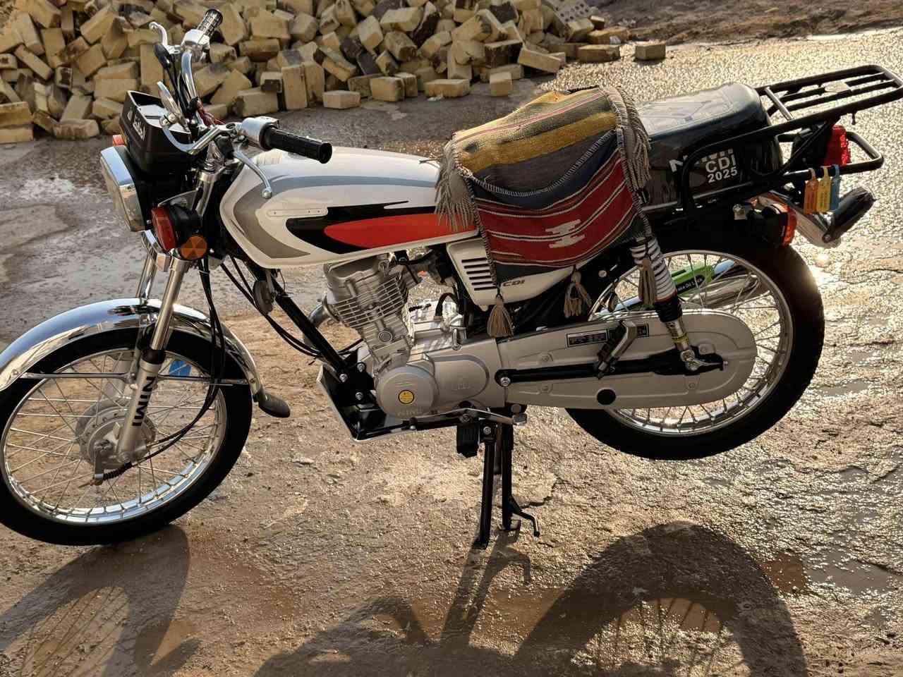 سلام عليكم دراجه نامه متياز مديل 2025 اوراق اصولي مكفوله السعر 800 وبيه مجال بصيط الرقم الهاتف ***********
