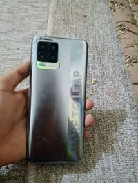 ريلمي 8نضيف لوك مبدل شاشه نوعيه زينه ذاكره 128بوبجي 60فريم السعر 65وبي...