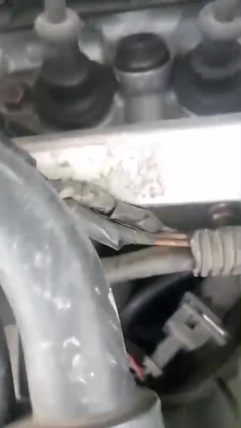السلام عليكم بيجو بارص موديل ٢٠١٢ رقم انكليزي بسمي سيارة شغاله فقط كازكيت السعر ٢٢ ورقه وبيه مجال 
للإتصال ع واتساب فقط ***********
