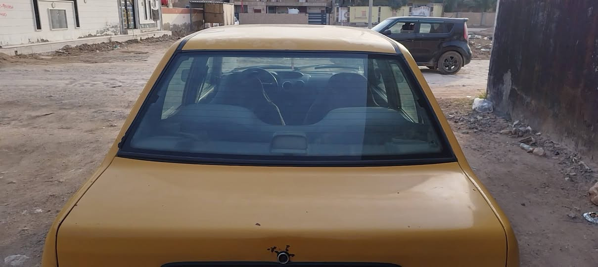 سلام عليكم سايبه مديل 13 بسمي كير مكينه نضيفات تبريد شغال بس الكبريسر بي صوت سعر 25 رايده بي خير ويدلل هيه بس 7تشهر عليه مكان الديوانية ام الخيل رقم ***********
