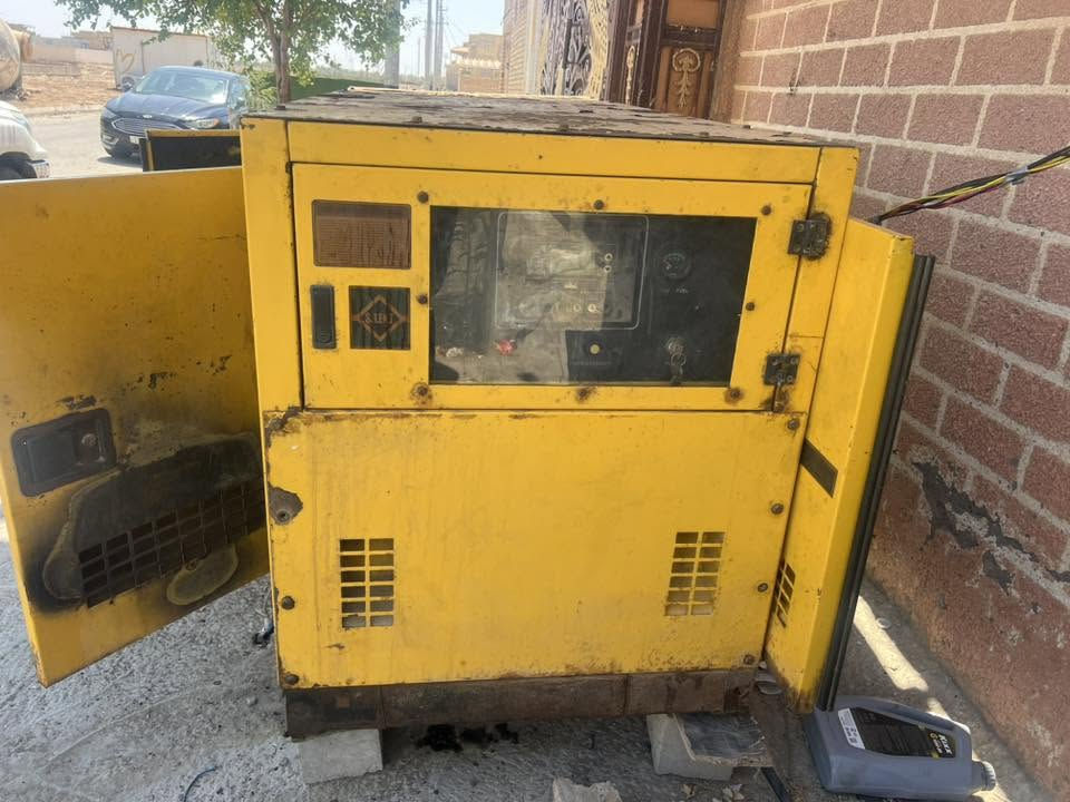 للبيع مولده جاهزه 37 كيفي بيركنز شنگه مكانه بالعماره سعر مناسب شرط الحمل مربوط على البيت 
***********
17 ورقه
