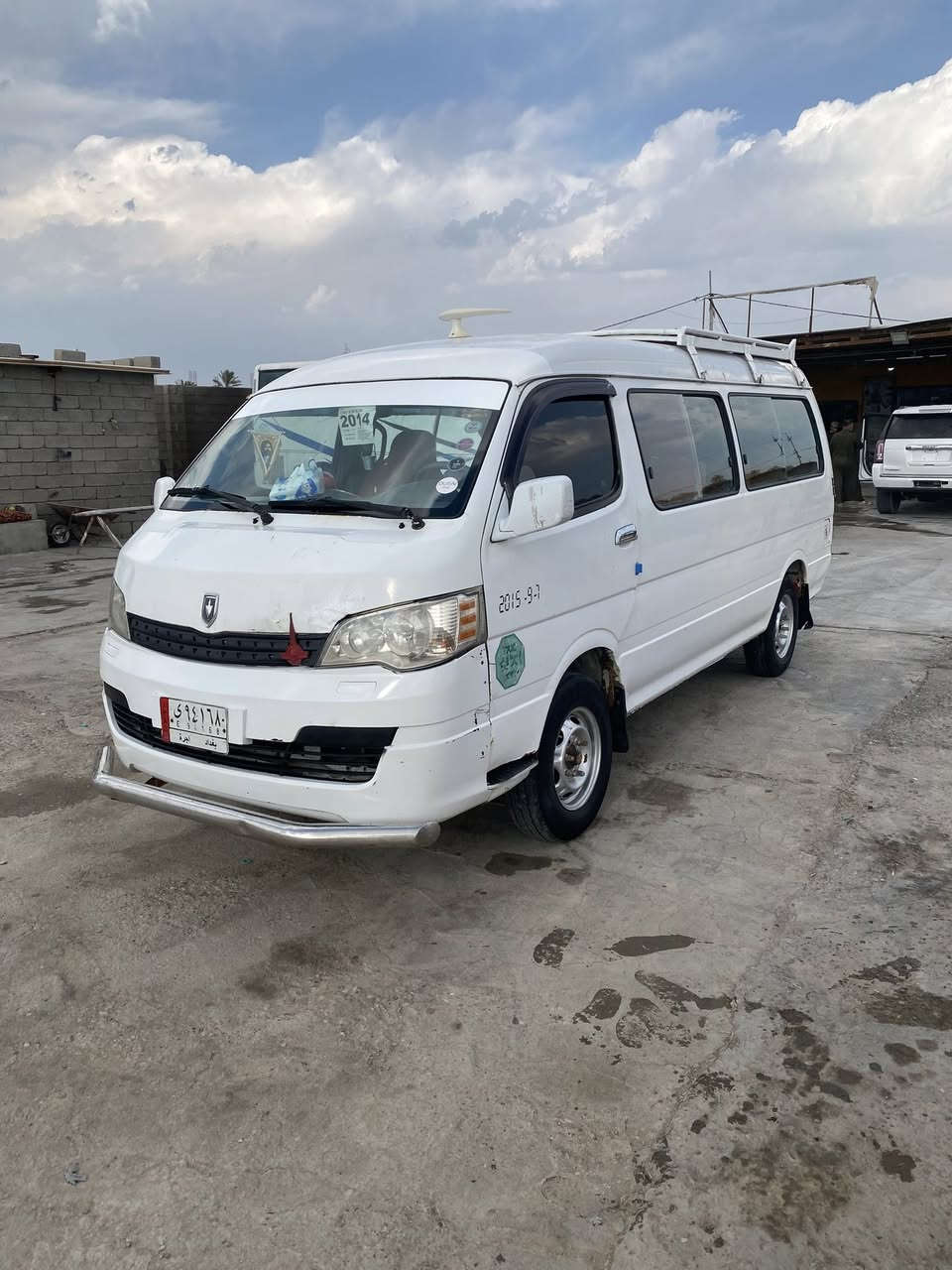 سلام عليكم جنبي مديل ١٤ (موصليه)مكينه بلاديه تخم تاير حداده نص عمر السياره جاهزه للخير من كلشي اي نقص مابيه دواخله جديده توه مدوشمه السعر ٣٨وبيه مجال قليل حك الجيه المكان البصره قضاء القرنه السنويه تفاصيل بسم مواطن (رجاءً مو شراي لا تعلق ولا دوخني)للستفسار ***********
