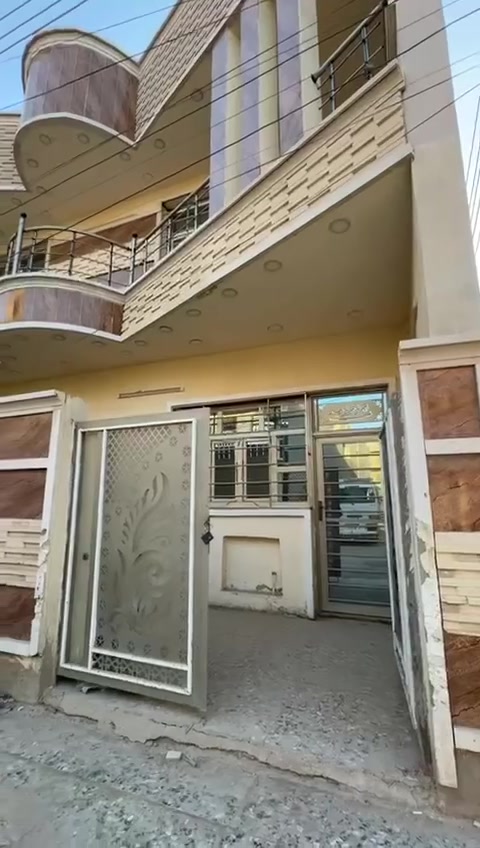 عروض شركه الهرم للعقار لبيع وشراء الاراضي بغداد
بيت للبيع. طابو صرف على طابو البياع 
مربع الالف المفروز.  مساحه البيت 125 متر 
البيت طابق. مع الخدمات. ركن داخلي 
حلوات 10 والنزال 12:30 
مقاطعه 10/2. قرب كفاءات السيديه 
***********. واتساب احمد ابوحر
