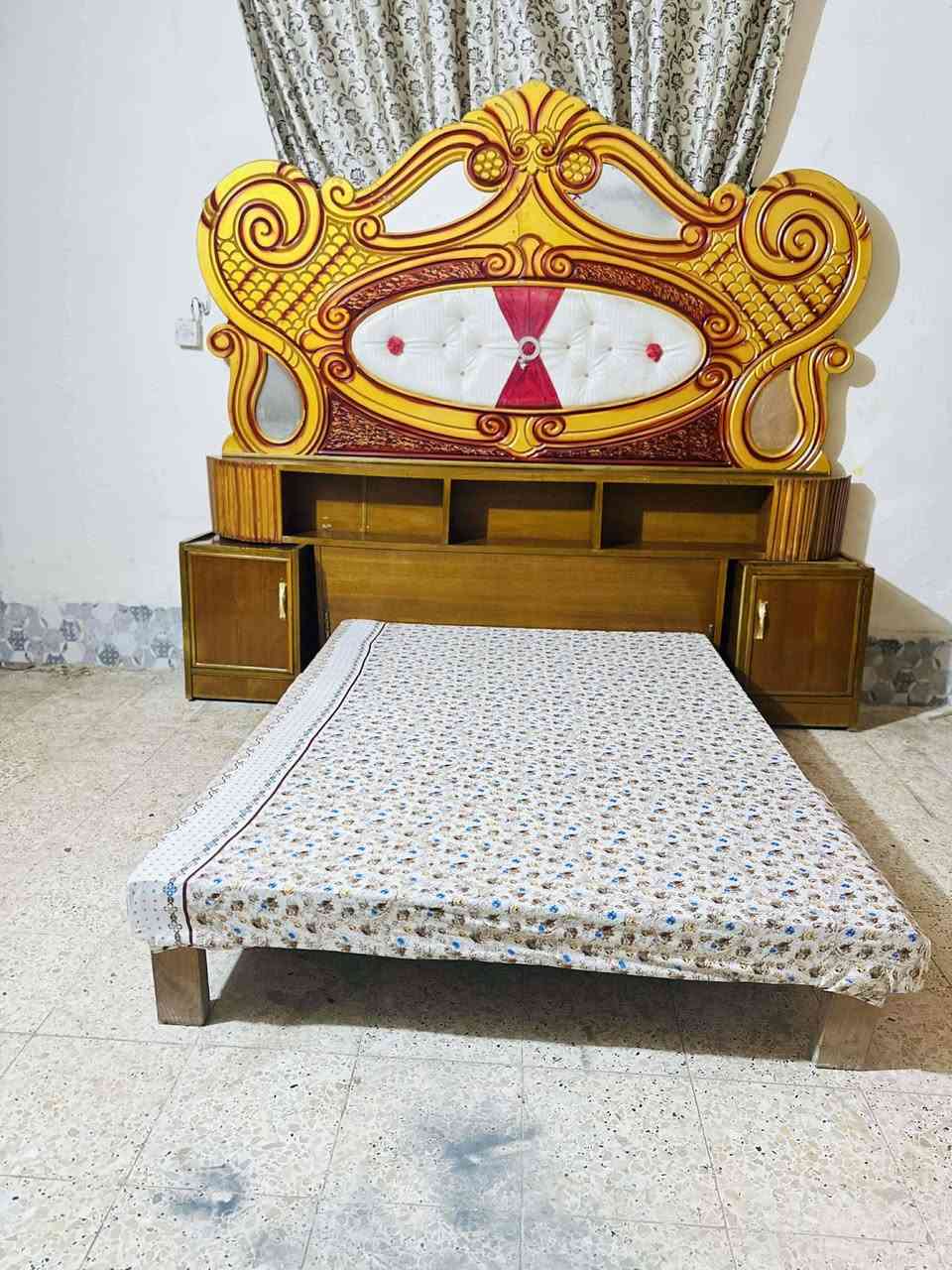 السلام عليكم..اشتري& وابيع..&مراوس....
غرفه 5 ابواب محلق صاج..عراقي مستخدم[نظيف]...السعر ب550..بي مجال بسيط..اتصال/..***********..
يوجد توصيل.
