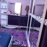 غرفة • للبيع