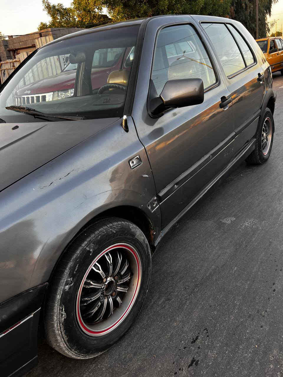 سلام عليكم
كولف موديل 92 للبيع فقط 
رقم بغداد مشروع وطني 
السعر 37 
رقم الهاتف *********** 
غير متواجد ع فيس
