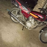 سلام وعليكم دراجه خمسه كير للبيع سعر 300وبيها مجال رقمي وات ساب 075136...