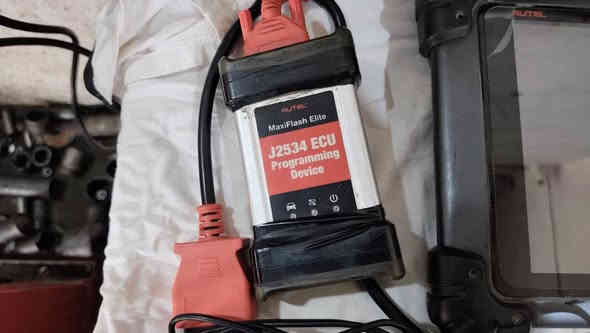 ئەو ئامێرە هەمووی پێکەوە دەفرۆشم بە ٩٢٥ دۆلار
١- Autel Maxisys MS 908.
٢- کوالێتی بەرزی KTAG 7.020 وەشانی ئەوروپی.
٣- کوالێتی بەرزی KESS 5.017 وەشانی ئەوروپی.

١- تەنها ئەو ئامێرە (Autel maxisys ms 908) لە شەریکە بە ٢٩ وەرەقەیە. بەڵام بە ٨٠٠ دۆلار دەیفرۆشم چونکە ئابدێتی تەواو بووە لە ٧/٢٠٢٢ بەڵام فەحس و بەرمەجەی مەزبووتە.

٢- ئامێری (ktag + kess) بە ٣٠٠ هەزارە چونکە خۆم لە چین داوام کردیە و نوێیە.

بۆ زانیاری زیاتر نامە بنێرن بۆ ئەم ژمارە مۆبایلە و وەتس ئەپ:- *********** أربيل, العراق
