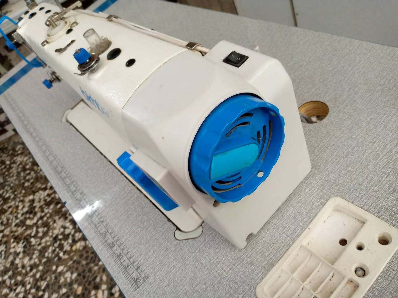 برذر كاتم تحكم سرعه اضاءه  مستخدم قليل مكانه الشعب السعر 250 توصيل ماعدنه


**إذا كنت صاحب هذا الإعلان وتريد حذفه لأي سبب، رجاءا أرسل رسالة إلى الدعم الفني**