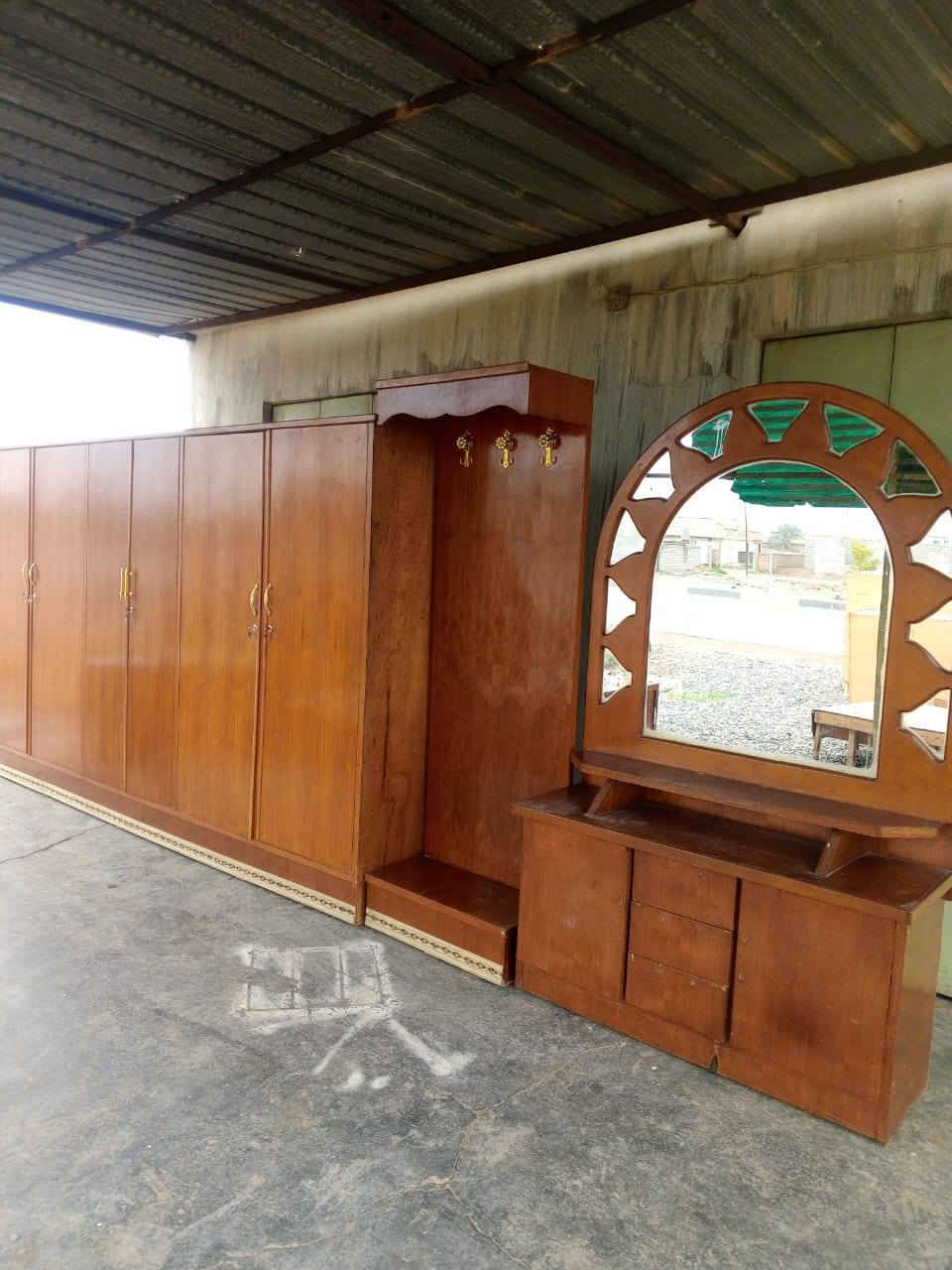 اسلام عليكم غرفه نوم للبيع مستخدمه شي قليل سعره 600وبيه مجال الاستفسار اتصال عرقم***********
