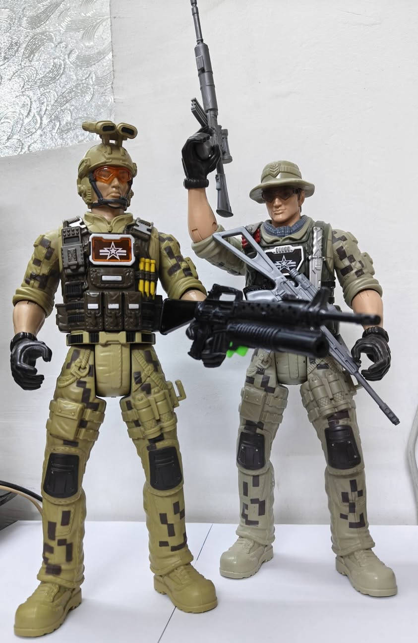 متوفر للبيع.....
مجسم شخصية  -سولجر فورس من آمزون

المواصفات: 

مجسم لعبة اكشن مفصلية بالكامل 

تأثيرات ضوئية وصوتية واقعية 

ملحقات سلاح بندقية عدد 2 

الطول 32 cm 

,للحجز والاستفسار مراسلة الصفحة على الخاص


**إذا كنت صاحب هذا الإعلان وتريد حذفه لأي سبب، رجاءا أرسل رسالة إلى الدعم الفني**