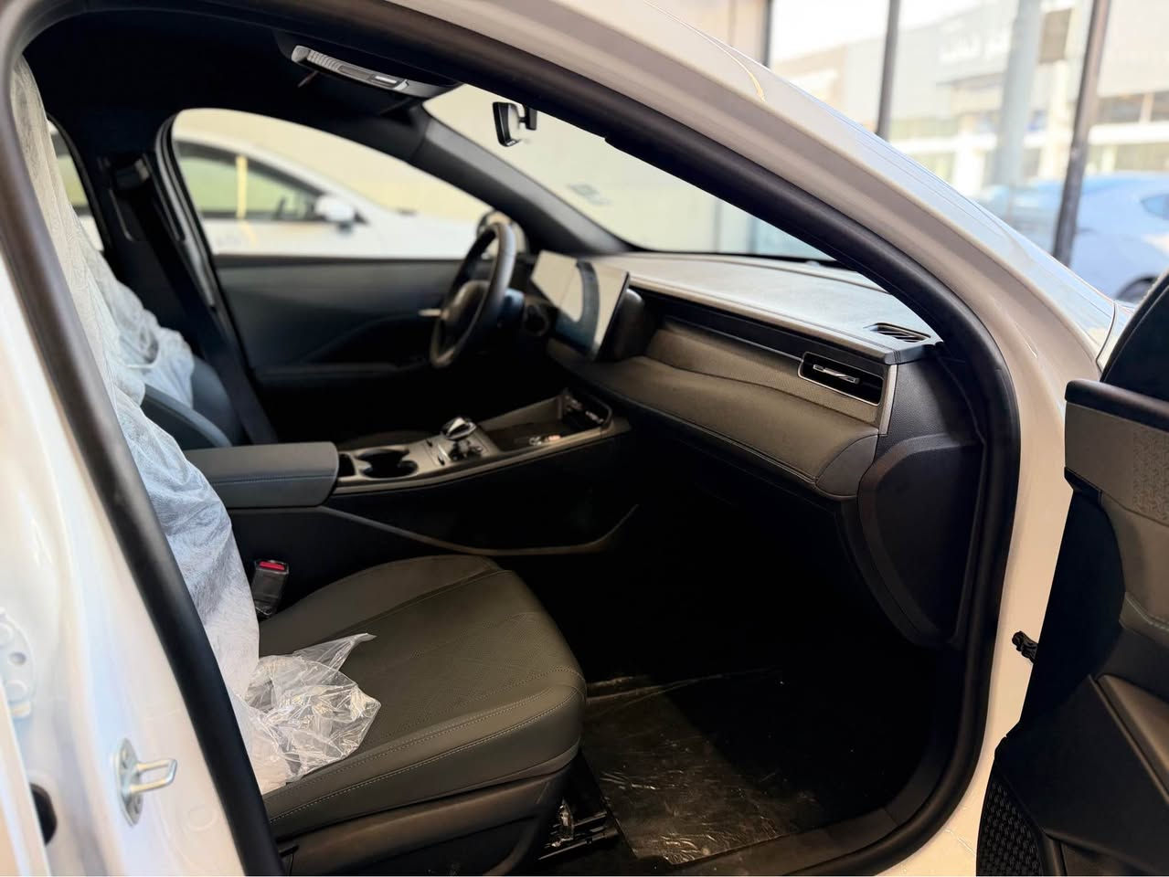 صفر زيرو BYD ٢٠٢٥ جن بلاص فول موصفات مكان اربيل شركه مصطفى كارس بيع مراوس سعر 113 ورقه 
للاستفسار ***********/*********** أربيل, العراق
