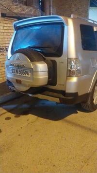 باجيرو ٢٠٠٨ • مصبوغه • تايرات جديدة