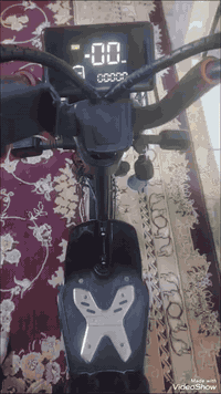 دراجه شحن نضافه 95% مكفوله من كل شي تشغيل بصمه وسويج بطاريات جديدات قف...