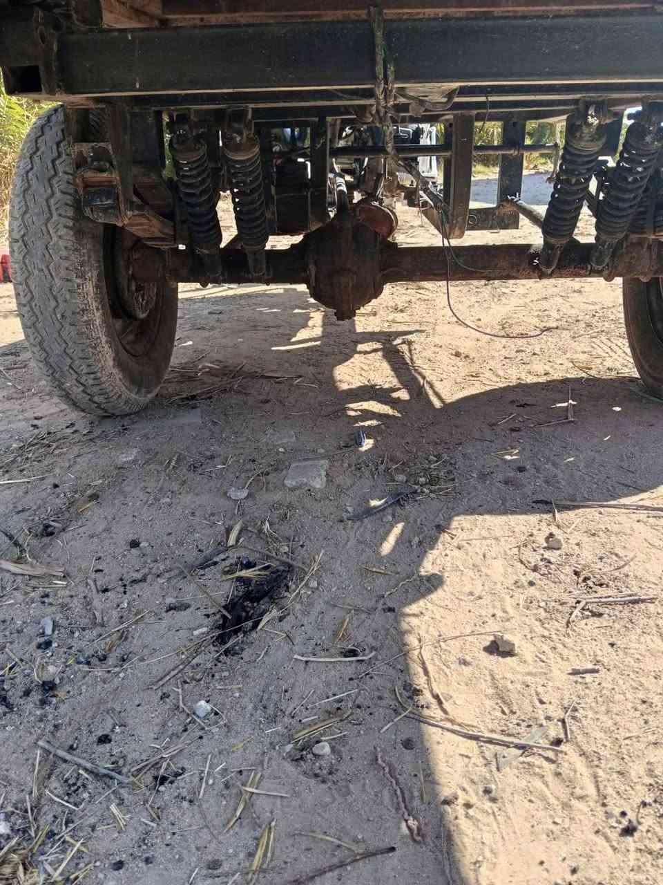 ستوته دايون رقم ابيض ناصرية.  محرك بس ولفات مفتوح. شاصي نضيف. ستوته مال عمل رايدهة 850بيهة مجال للشراي وهاذة رقم راعيهة ***********
