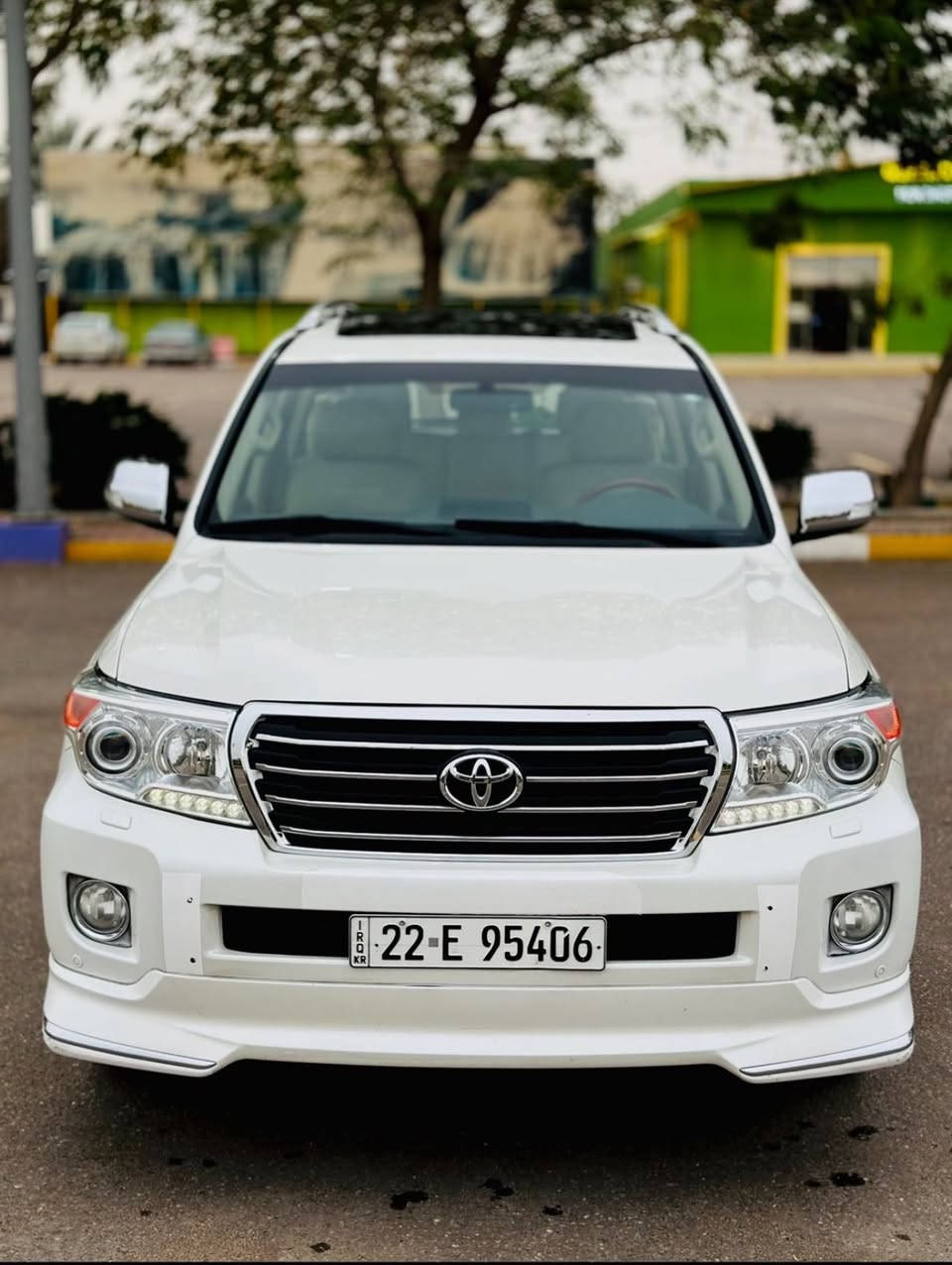 السلام عليكم ♥️ 
لاندكروز 2015 
الفئه : بريم 
حجم المحرك : 6 سلندر  
عدد المسافات 87 الف حقيقي 
——————-
الموصفات 
*شاشه 
*مري شفط 
* بصمه ابواب 
*كامرا خلفيه 
* طفايه 
*زراك لايت 
*حساسات خلفيه + اماميه 
* ثلاجه 
* كشنات 3 حركات 
* دوسات ليزريه 
* 8 ايرباكات 
* 3 قطع تبريد 
___ 
السياره بيها ملاحضه كلير بجاملغ لخلفي فقط وباقي كفاله سونار موجود بيها  
السياره نضيفه كلش 
السعر 405 وبيها مجال 
مكان السياره بابل 
***********
