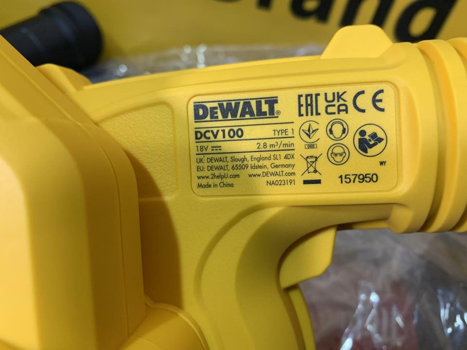 للبيع  بلور  ديوالت الصليه جديد
***********
