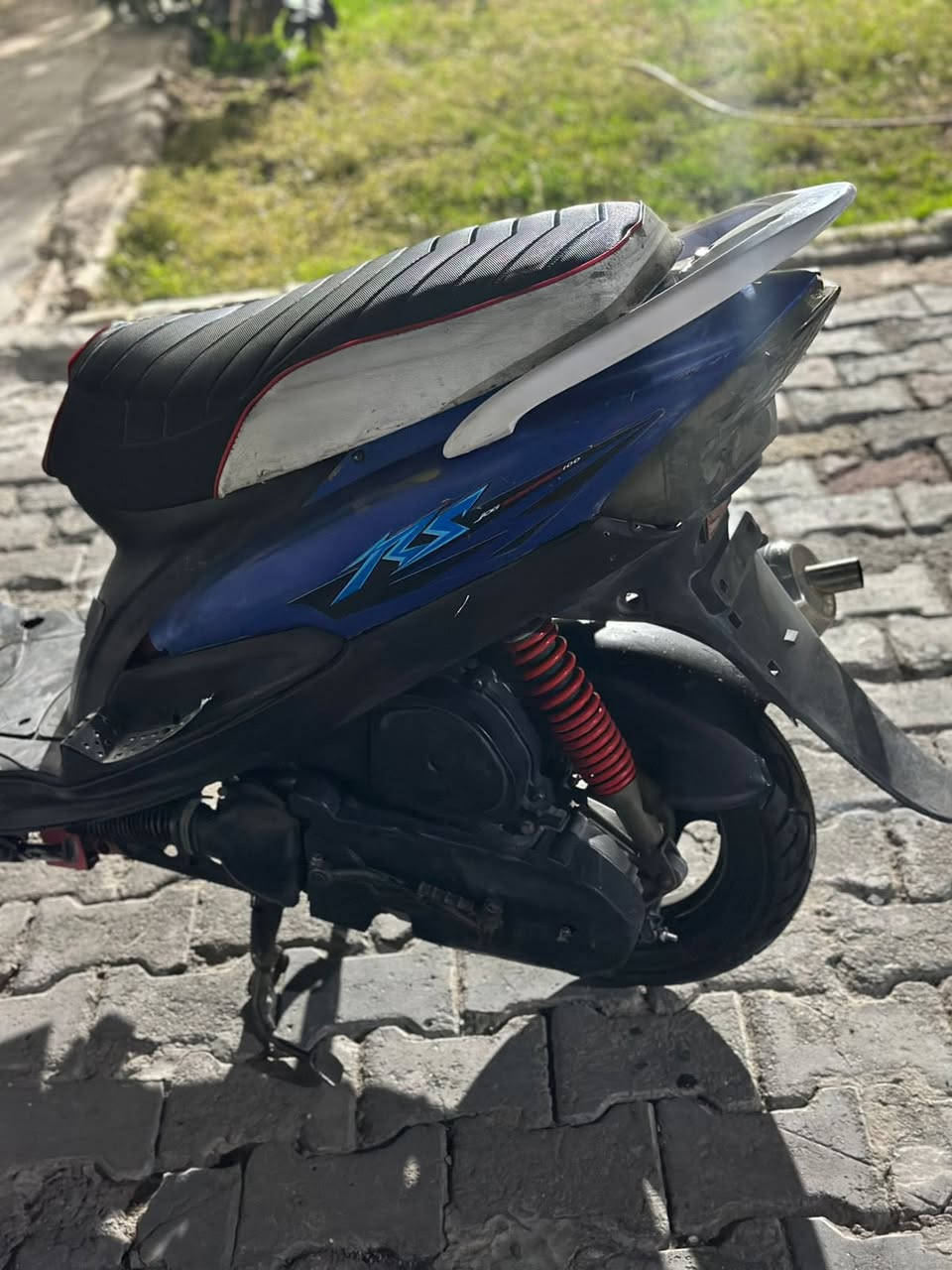 سلام عليكم 
ماكس للبيع نكره بكل وكت وناعمه وحلو شوفت عينك دراجه رايدها ب ٥٠٠ وبيها مجال مكاني بغداد يم جامع نداء ***********
