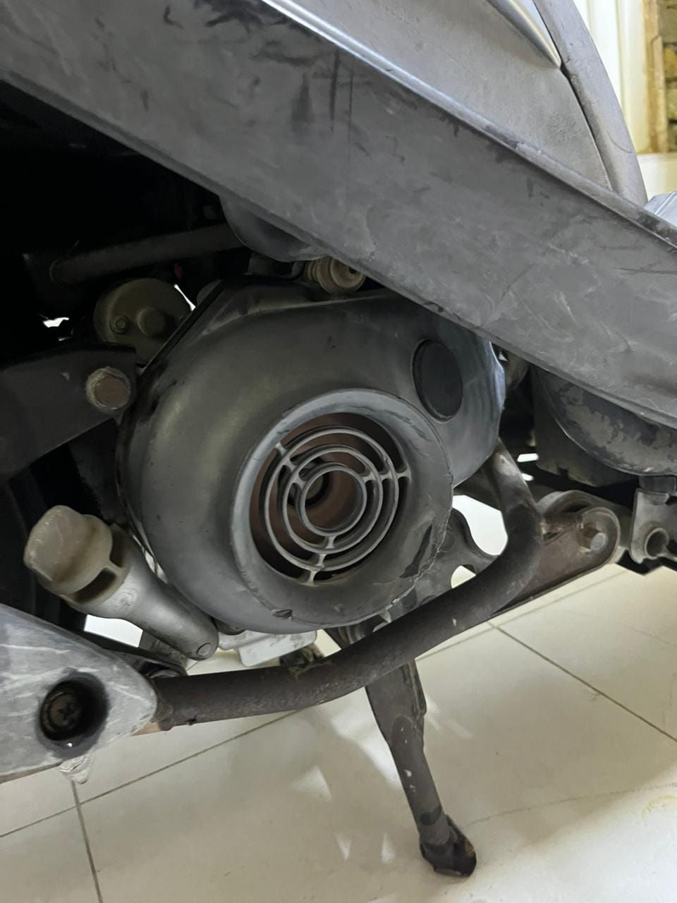 سلام عليكم دراجه ماكس عدله رمبه دراجه نضيفه مامفتوحه مكاني ديوانيه حي الحضاره متواجد فيس أو هاذا رقمي *********** 👍🏻
