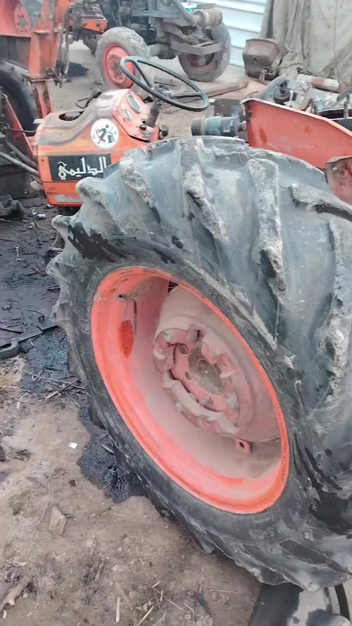 سلام عليكم ورحمة الله وبركاته يوجد للبيع تفصيخ مال كابوته كير إكسل امامي و خلفي هودروليك يوجد بور ستيرن
موجود عدنه غراض مال كابوته كله ياباني الاستفسار على هاذ رقم *********** *********** المكان ديالى الخالص
