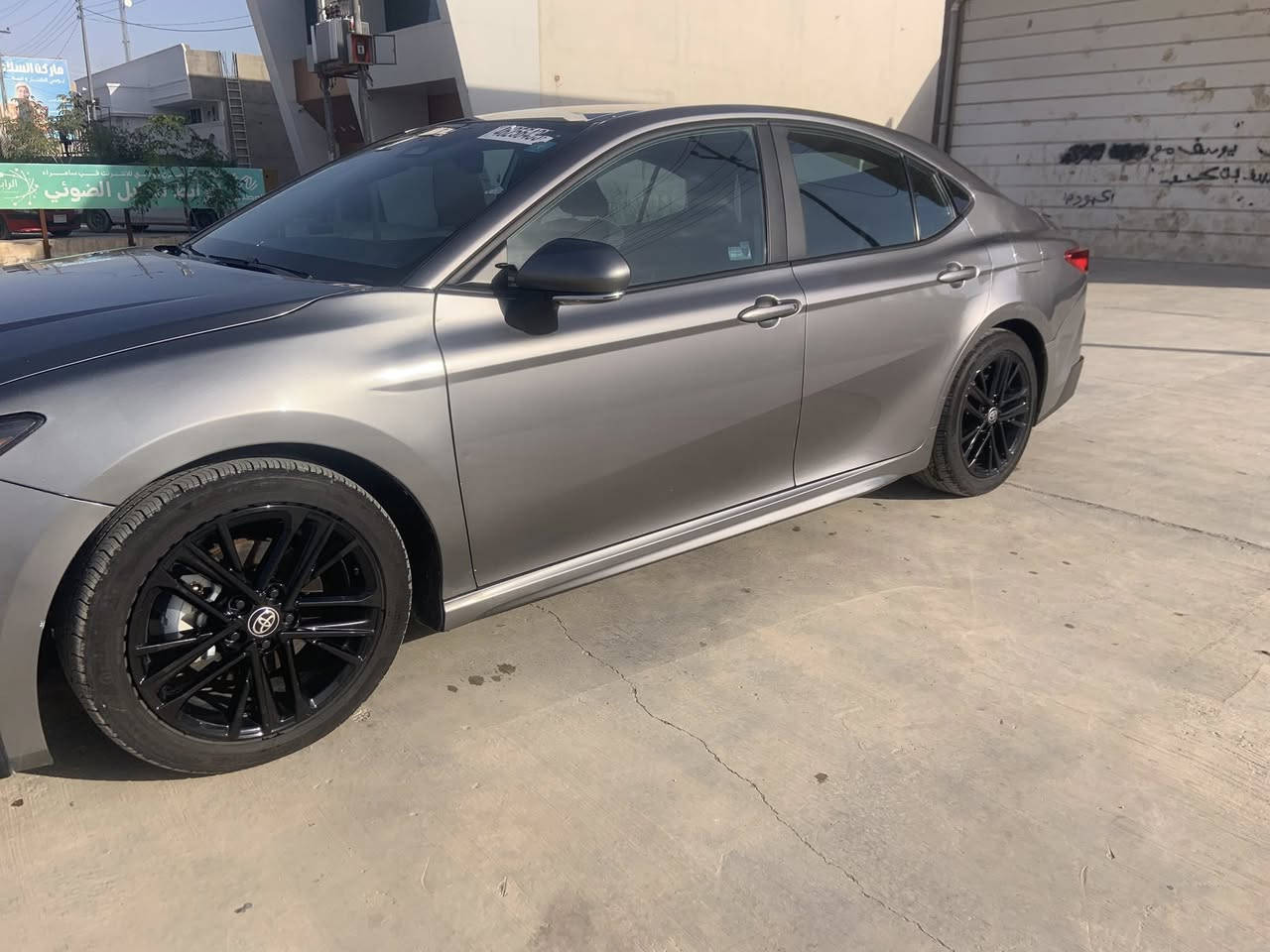 السلام عليكم كامري موديل 2025/رقم بغداد بيها جاملغ وبنيد بدون دواخل وبيها بارد بل جاملغ الخلفي ماشيه 11الف السعر 195/وبيها مجال للطيبين الاتصال عل رقم  0777 843 3418‬
