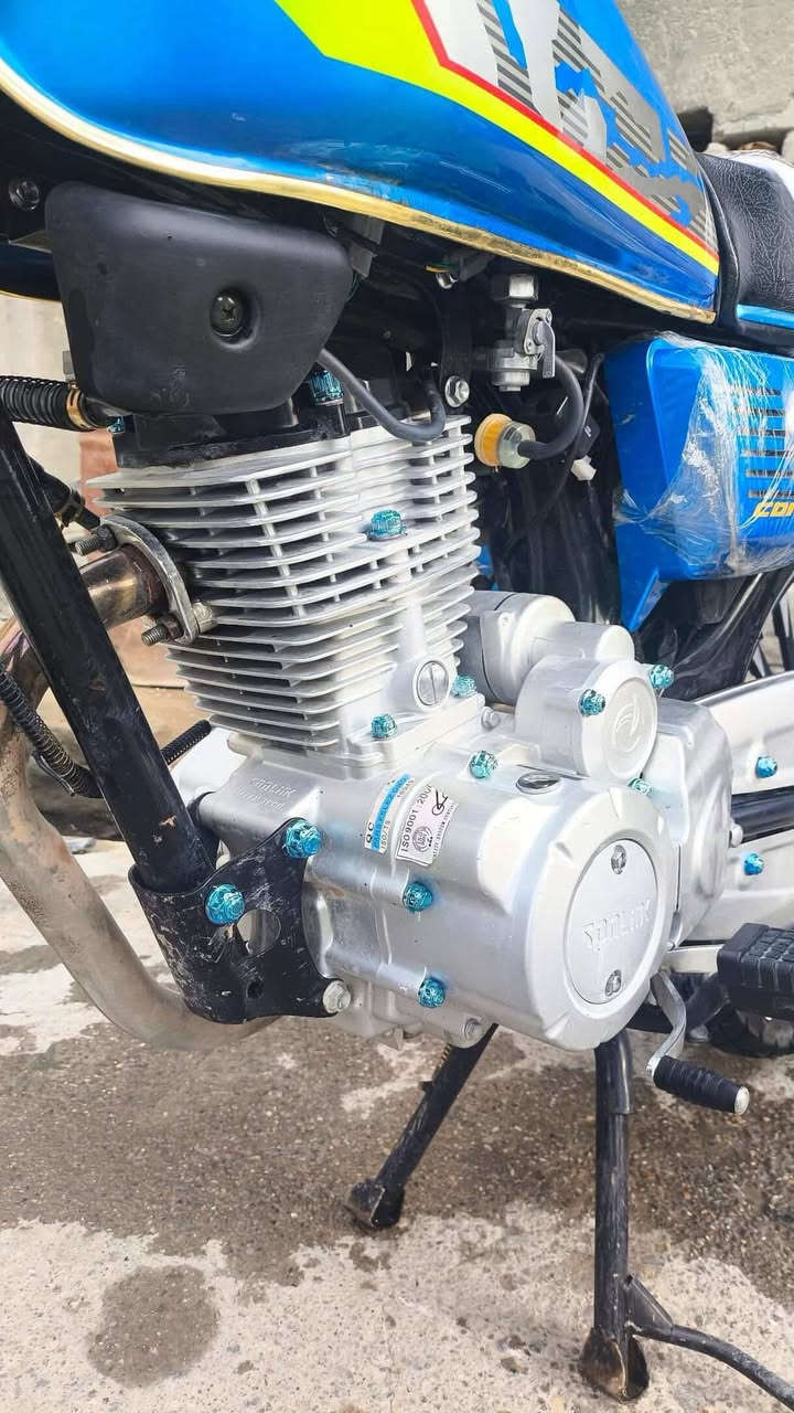 السلام عليكم
سيفان موديل 25 دراجة كفاله عامه على وضع بلا دشبول تاب وراق كامله عنوان ديالى بهرز باقي التفاصيل خاص او تصال على رقم ***********
