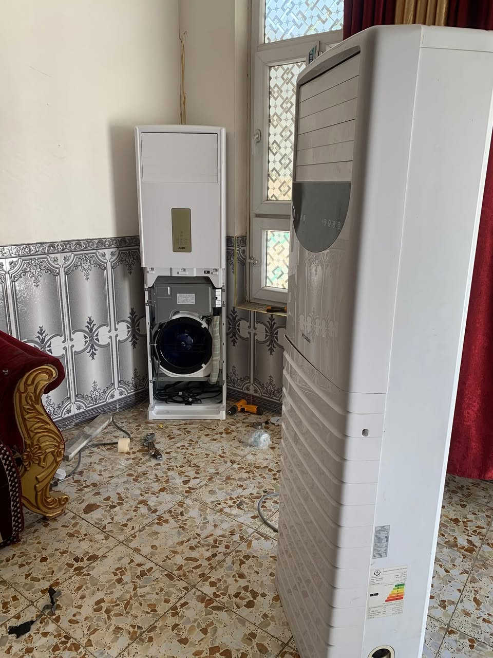 صيانة وتنصيب كافة اجهزة التبريد 
***********

