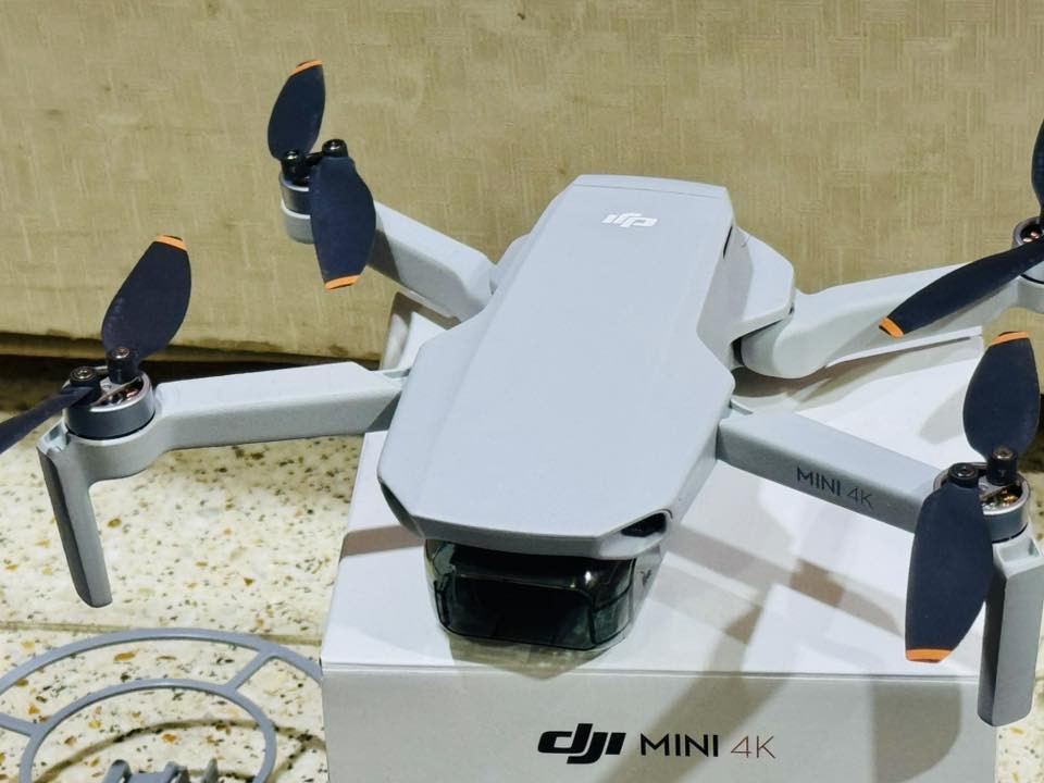 للبيع درون DJI Mini 4K
✅ تصوير 4K حقيقي

✅ مدى طيران اكثر من 5 كم

✅ ارتفاع اكثر من 500 متر

✅ رام وياها 64GB

✅ كامل الملحقات مع الباكيت الأصلي

✅ مراوح احتياطية وكيبلات أصلية (جديدة وغير مستخدمة)

✅ الدرون نظيف جداً، مطيّر مرتين فقط

✅ حجم عملي وخفيف وسهل الحمل

✅ ماركة DJI المعروفة بجودتها واعتماديتها في مجال الدرونات.  ￼

💰 السعر: 550 الف

📍 الموقع: ميسان / *********** 

للجادين فقط، الدرون بحالة 100/100
