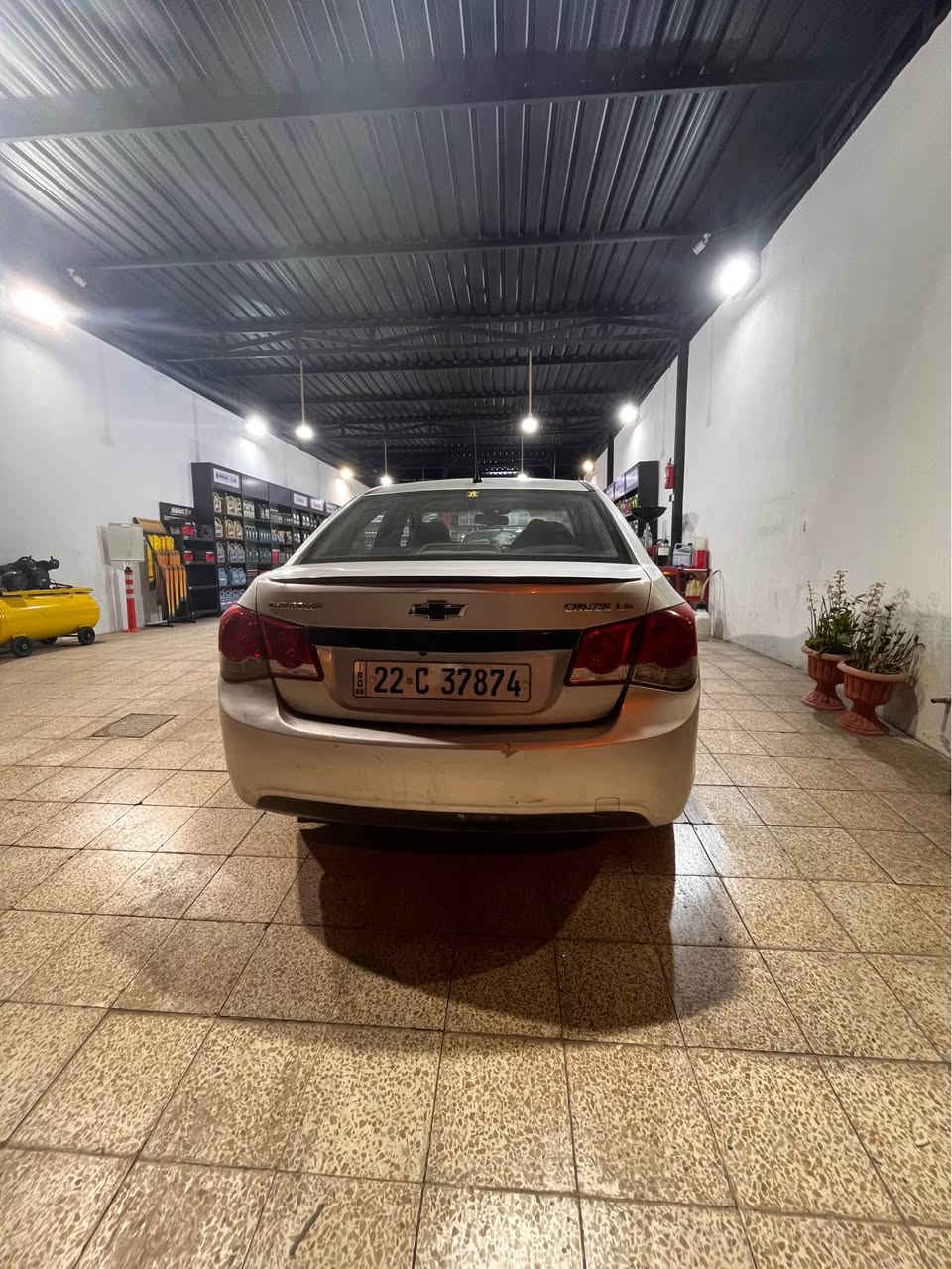 شوفرليه كروز ٢٠١٢ خليجي 
ماشية ٢٦١ الف 
ضررها ٣ قطع 
هزة سنوية جديدة 
رقم أربيل 
مكانها موصل /الأيسر
للتواصل 
*********** موصل, نينوى
