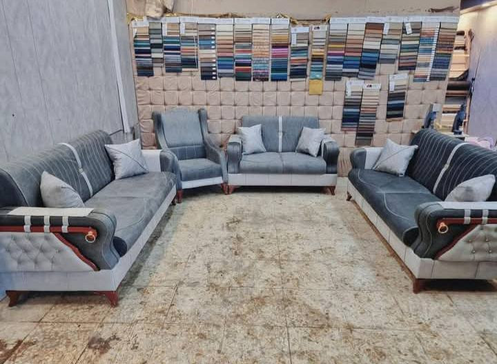 ✨ زبائننا الكرام ✨
نوفر لكم موديلات متنوعة من التخامة بألوان عصرية وتصاميم مختلفة تناسب جميع الأذواق.

🪵 المواصفات:
• عمل خشب روسي متين
• إسفنج مميز درجة أولى
• أقمشة متنوعة وبجودة عالية
• أسعار مناسبة للجميع

🛋️ كما يتوفر لدينا:
• شغل دواوين حسب الطلب
• تنفيذ وفق القياسات المطلوبة
• اختيار النوع والتصميم بما يناسب ذوقكم

🚚 خدمة التوصيل:
✔️ توصيل إلى جميع محافظات العراق
✔️ توصيل مجاني داخل محافظة بابل

📍 العنوان: الحلة – شارع 80 قرب شارع الحسينية

📞 للتواصل والاستفسار:
0772 712 6002 واتساب
***********
***********

💬 تواصلوا معنا الآن واحصلوا على أفضل جودة بأفضل سعر
✨ وشكراً لثقتكم بنا ✨
