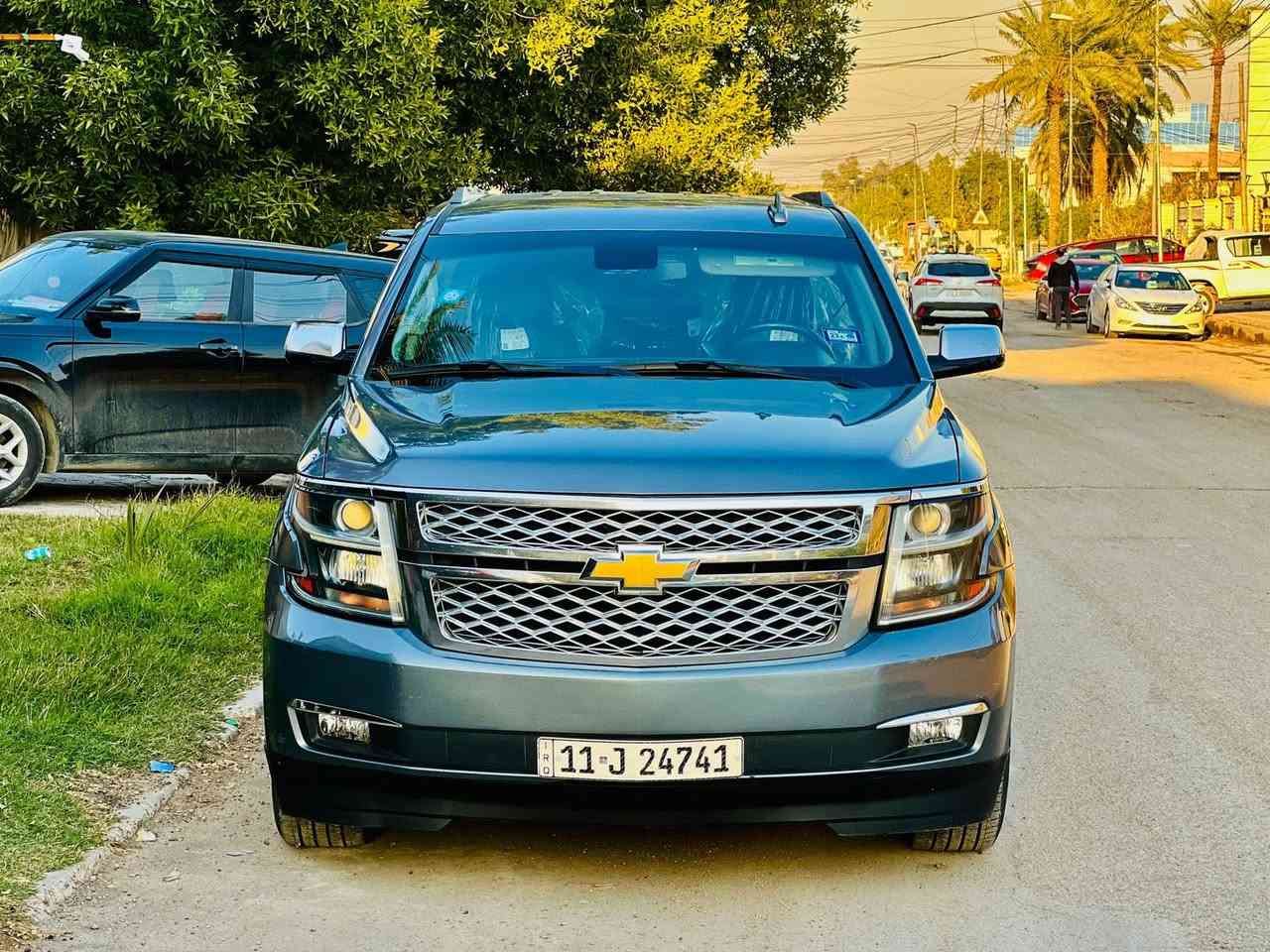 السلام عليكم
للبيع فقط تاهو 2019
***********
السعر 299
  نص مواصفات : LT
مقاعد جلد 
كراسي كهرباء 3 دكم 
قاصه 
فرس وسطي 
ويل كب بريمر 22 
تبريد مركزي 
شاشه كبيره 
كامره دواره 
تحكمات تبريد خلفيه 
رادار 
تنبيه 
نضام السير ع الخط 
محرك 5.3
حساسات 
مري كهرباء 
كروس سرعه وتحكمات 
مانع تزحلق
ليد امامي خلفي 
لايت عدسة زنون متحركه 
كشاف زنون 
سبعه راكب 
ماشيه 73جديده بمعنى الكلمه 
رقم بغداد بسمي

شرط التحويل 
السعر 299
***********
العنوان بغداد
