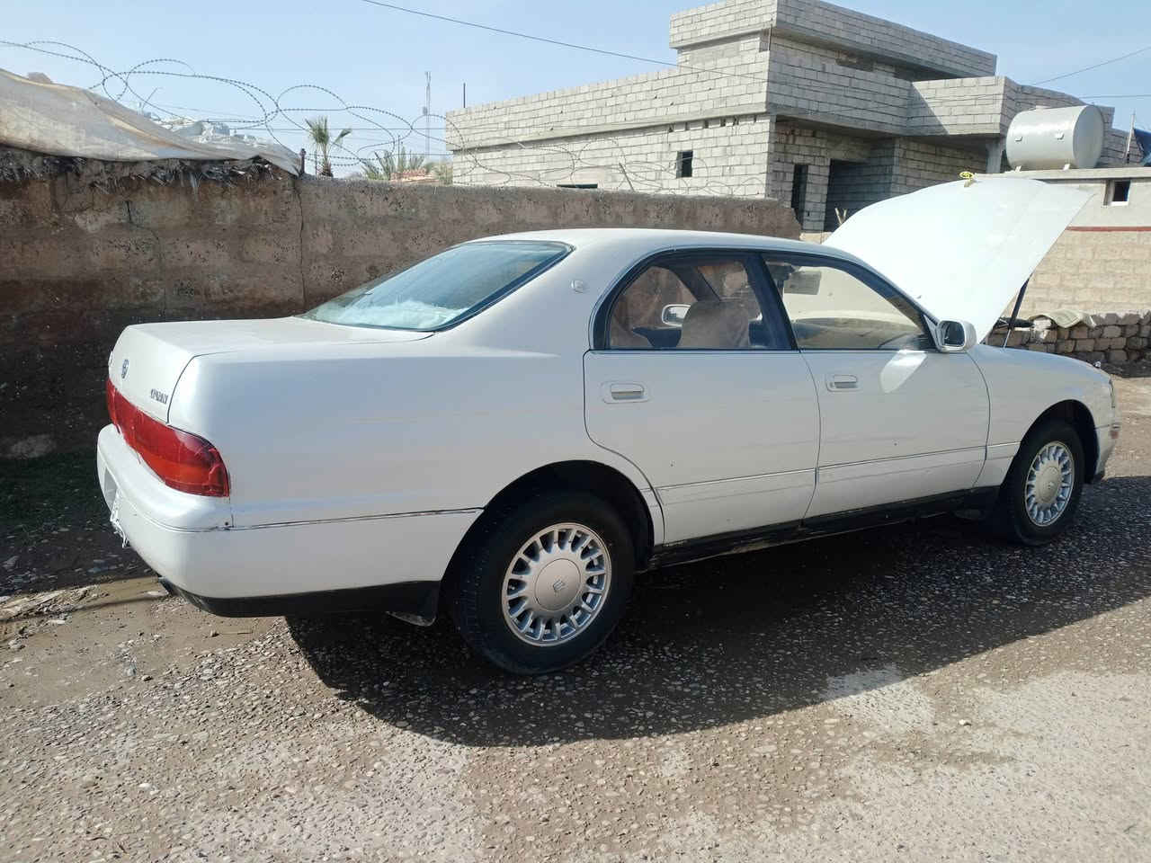 السلام عليكم ...
للبيع بطه ابيض لؤلؤي موديل 95 رقم صلاح الدين الماني مامكصوص جاهزه . مبدل بيها باب السايق وجاملغ امامي يسار موضح بالصور 

للاستفسار *********** .السعر 42 وبيها مجال

المكان الشرقاط اسديره وسطى
