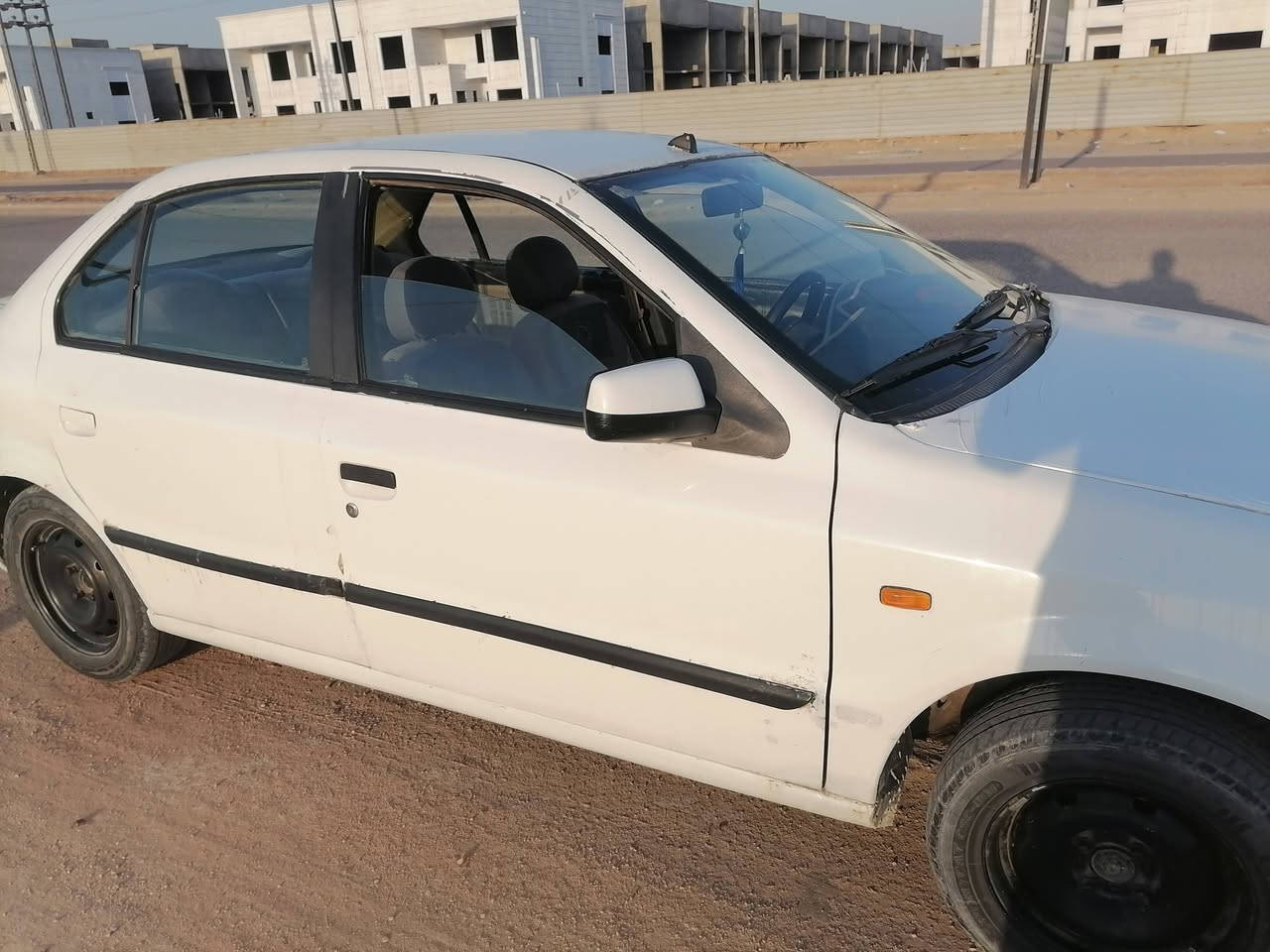 سمند مديل ٢٠٠٩ للبيع رقم دولي مكينه وكير وحداديه جديده سنويه باسمي السعر ٣٠ وبيها مجال النجف  رقم الموبايل ***********
