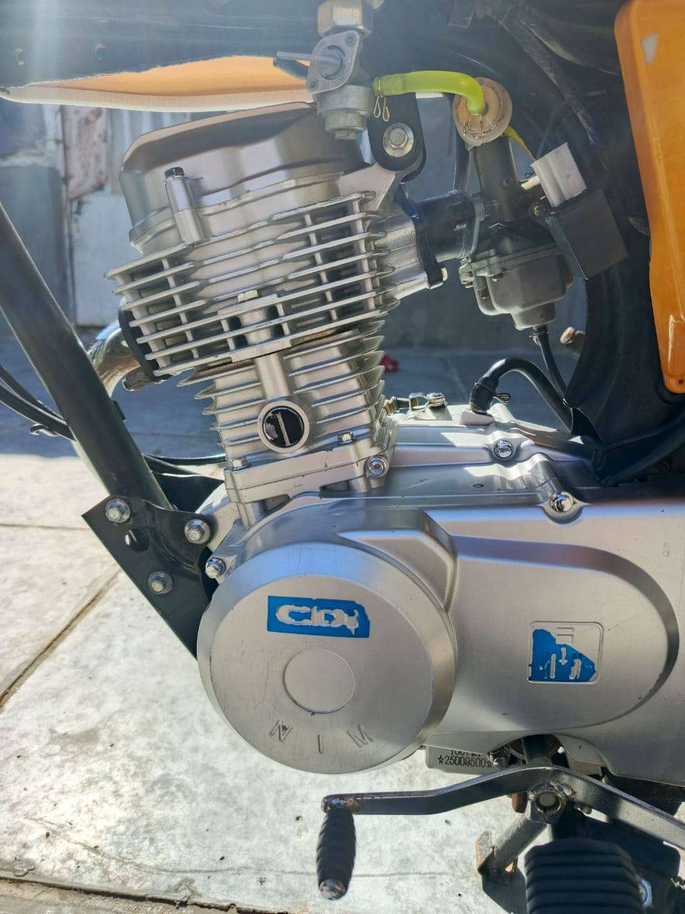 للبيع اربع كير موديل 25اوراق سكنر 
السعر 625 
المكان واسط الاحرار
***********
